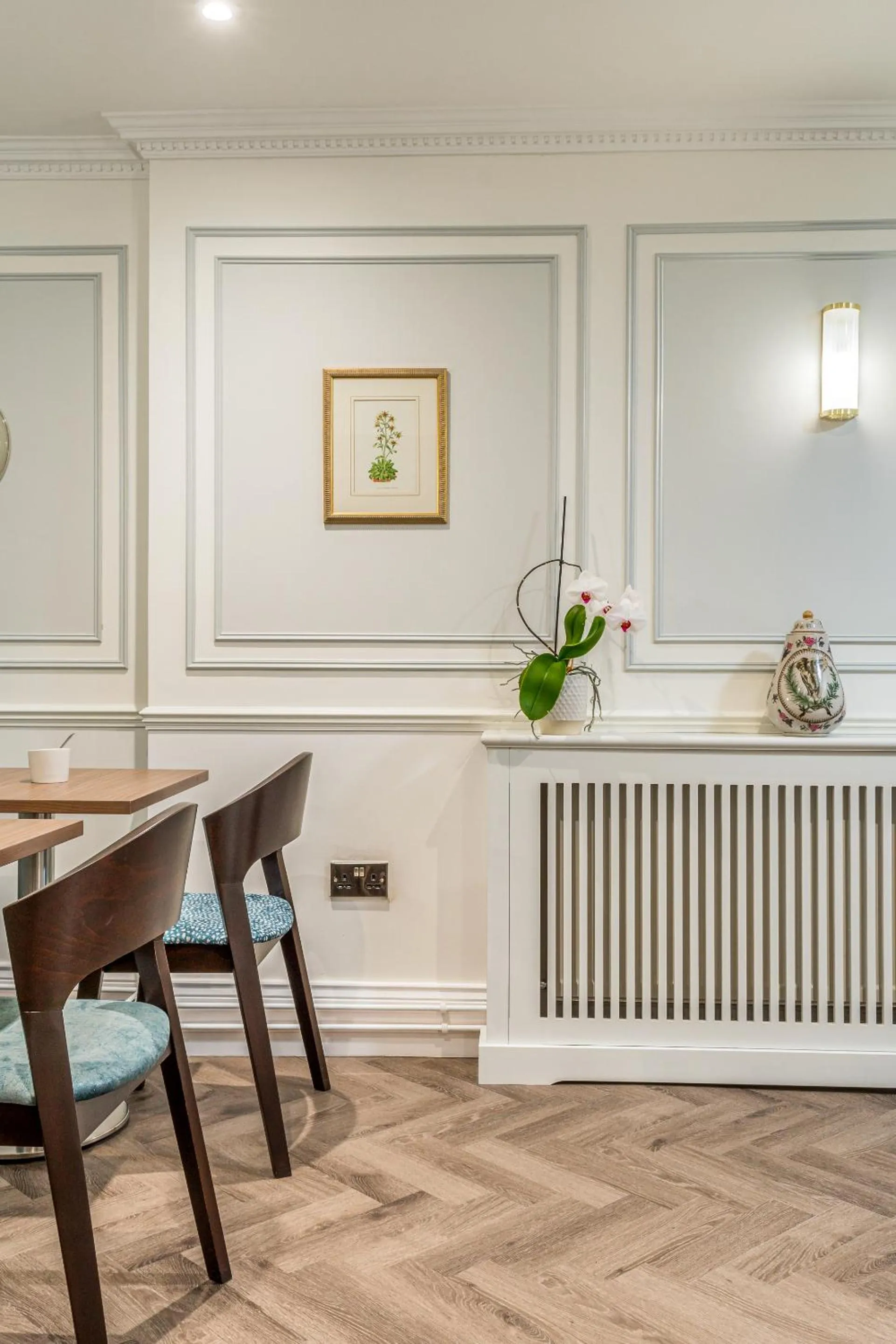 Dining area in Princes Square