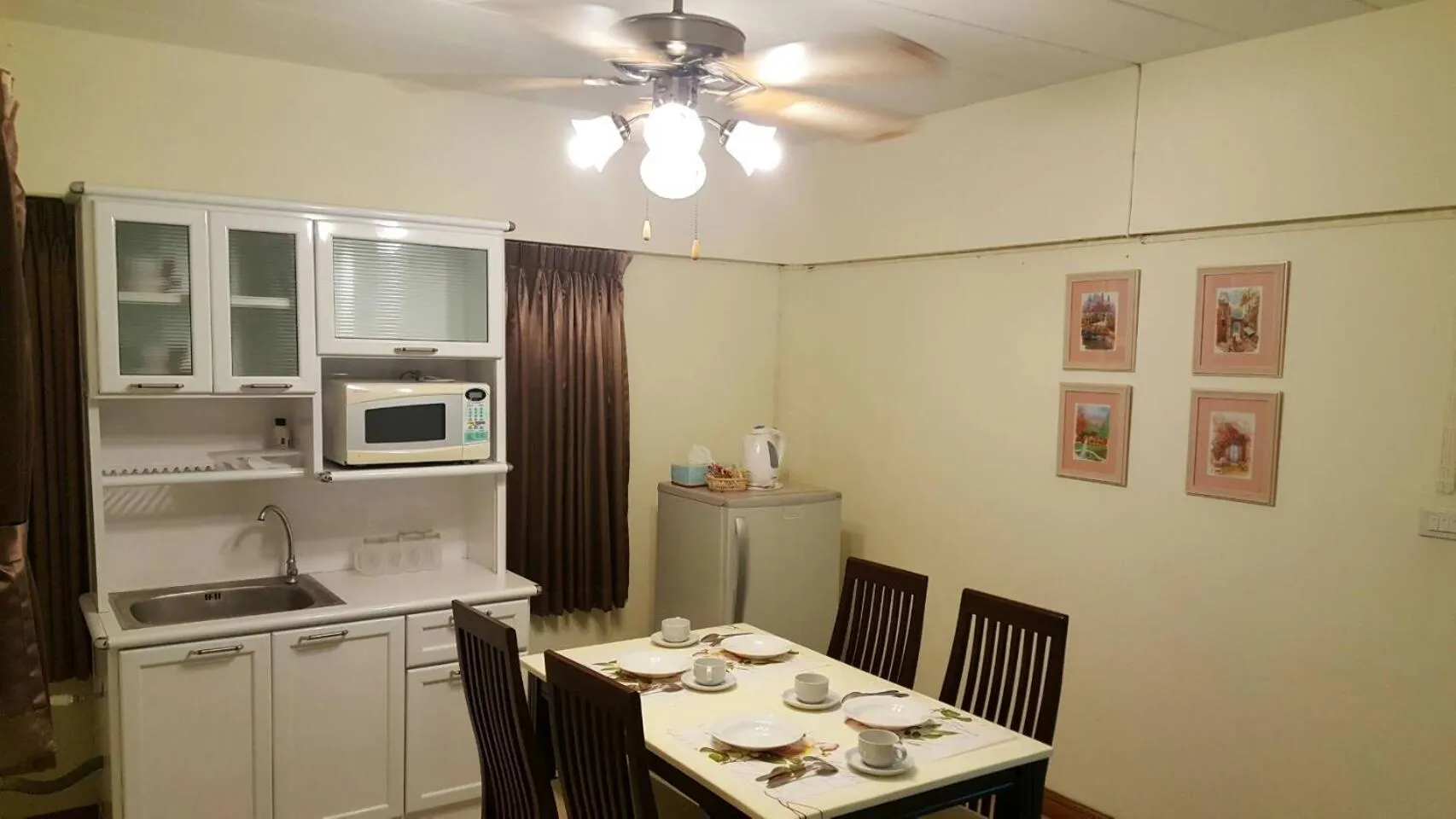 Kitchen or kitchenette in Family Resort Khao Yai