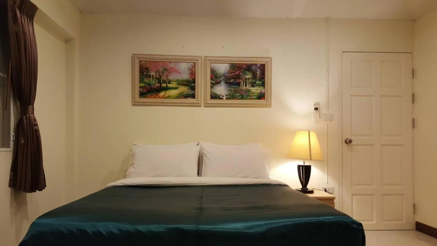 Photo of the whole room, Bed in Family Resort Khao Yai