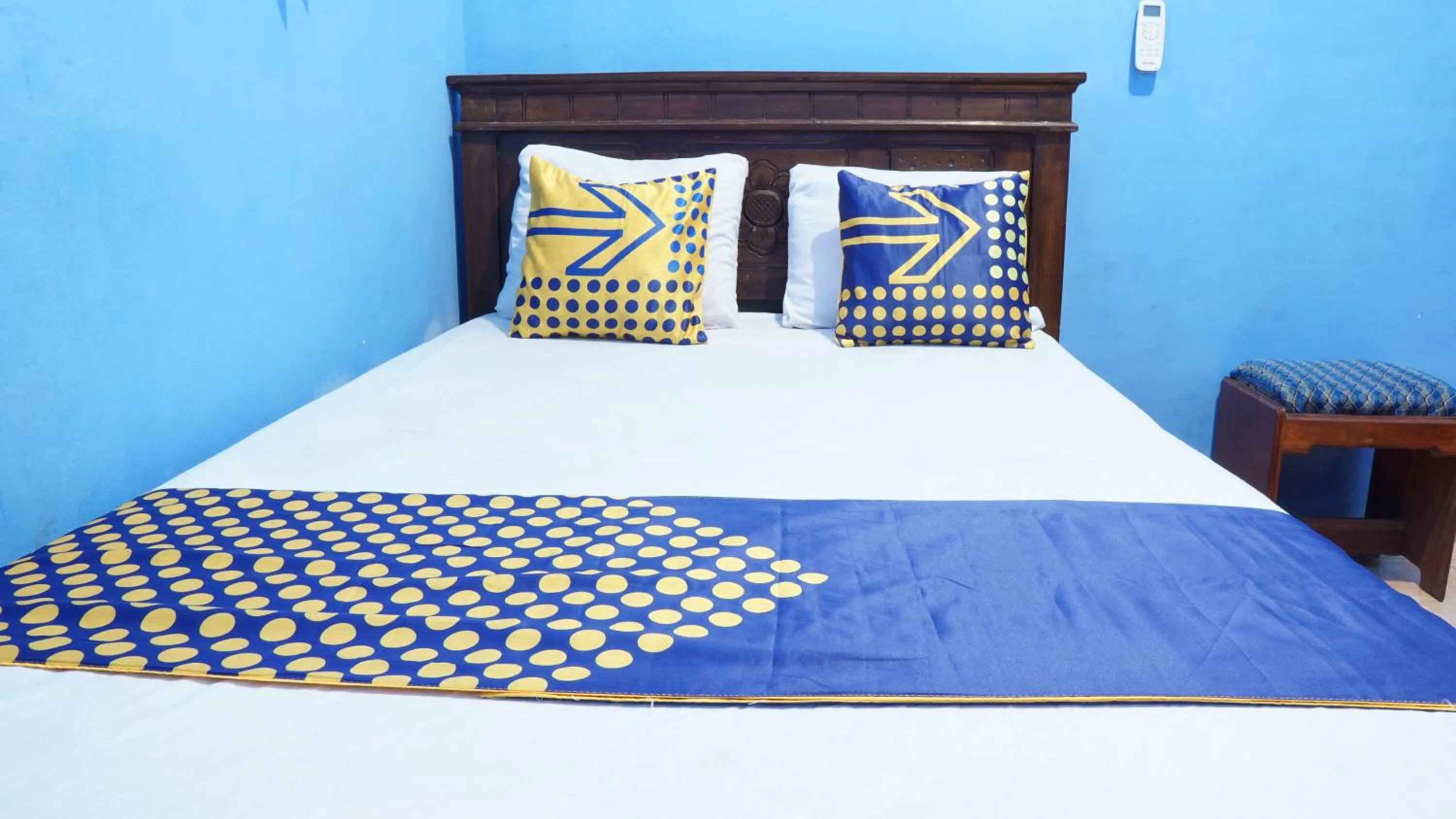 Bedroom, Bed in Hotel O Homestay Srikandi Pulau Merah BeachNearPantai Pancer