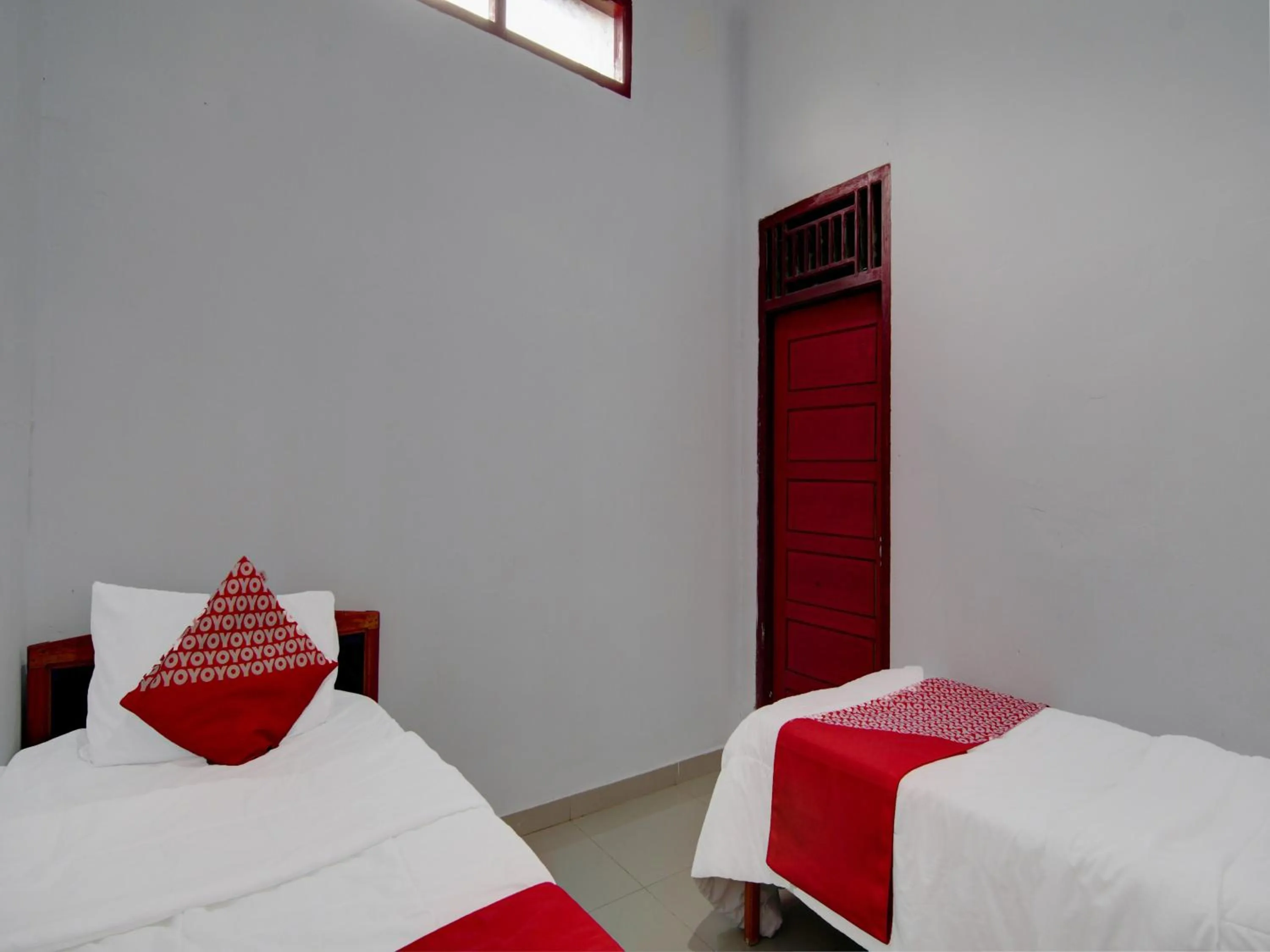 Bedroom, Bed in Hotel O Bahagia Homestay SyariahNearMonument Park City Sand Pengaraian