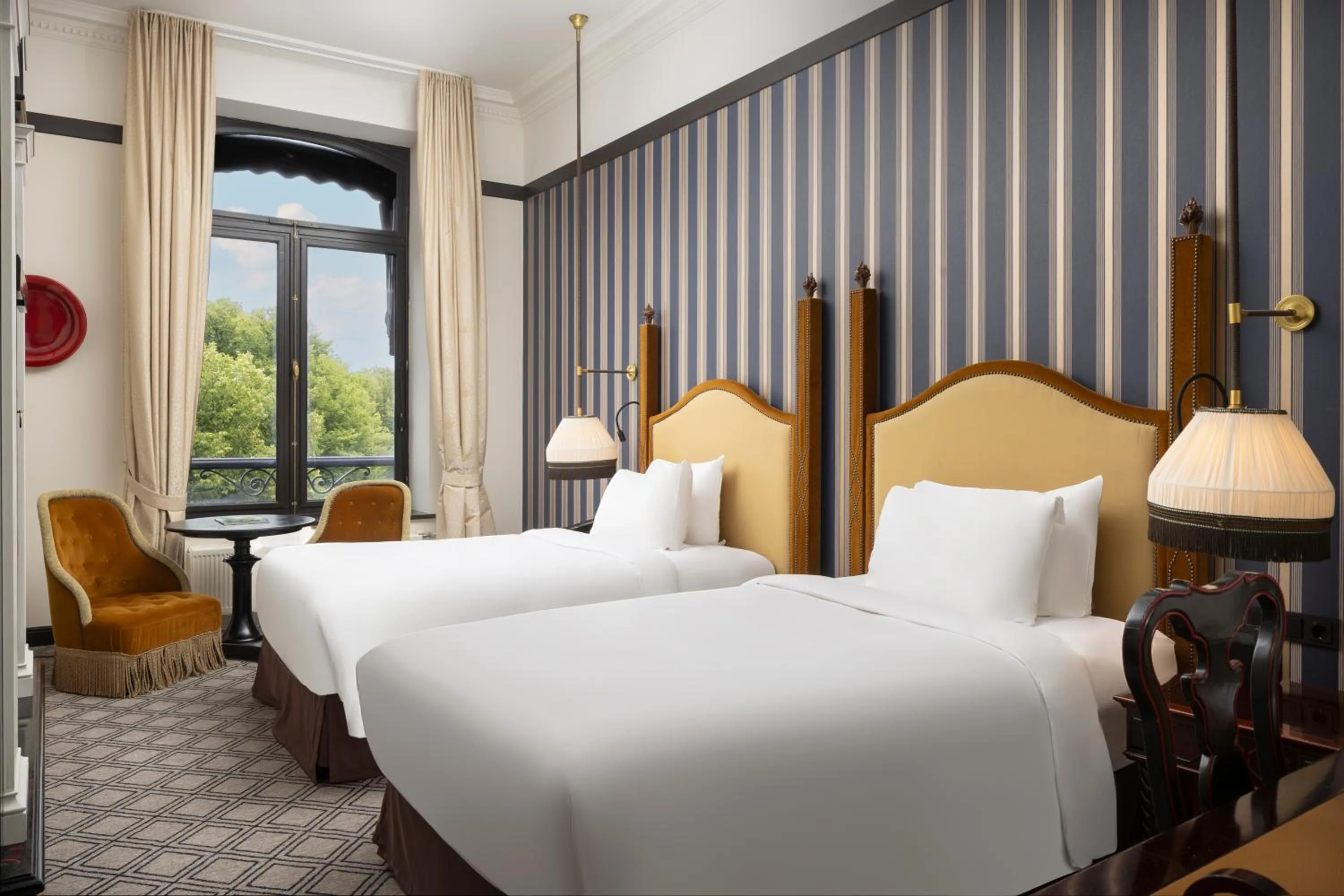 Bed in Hotel Des Indes The Hague