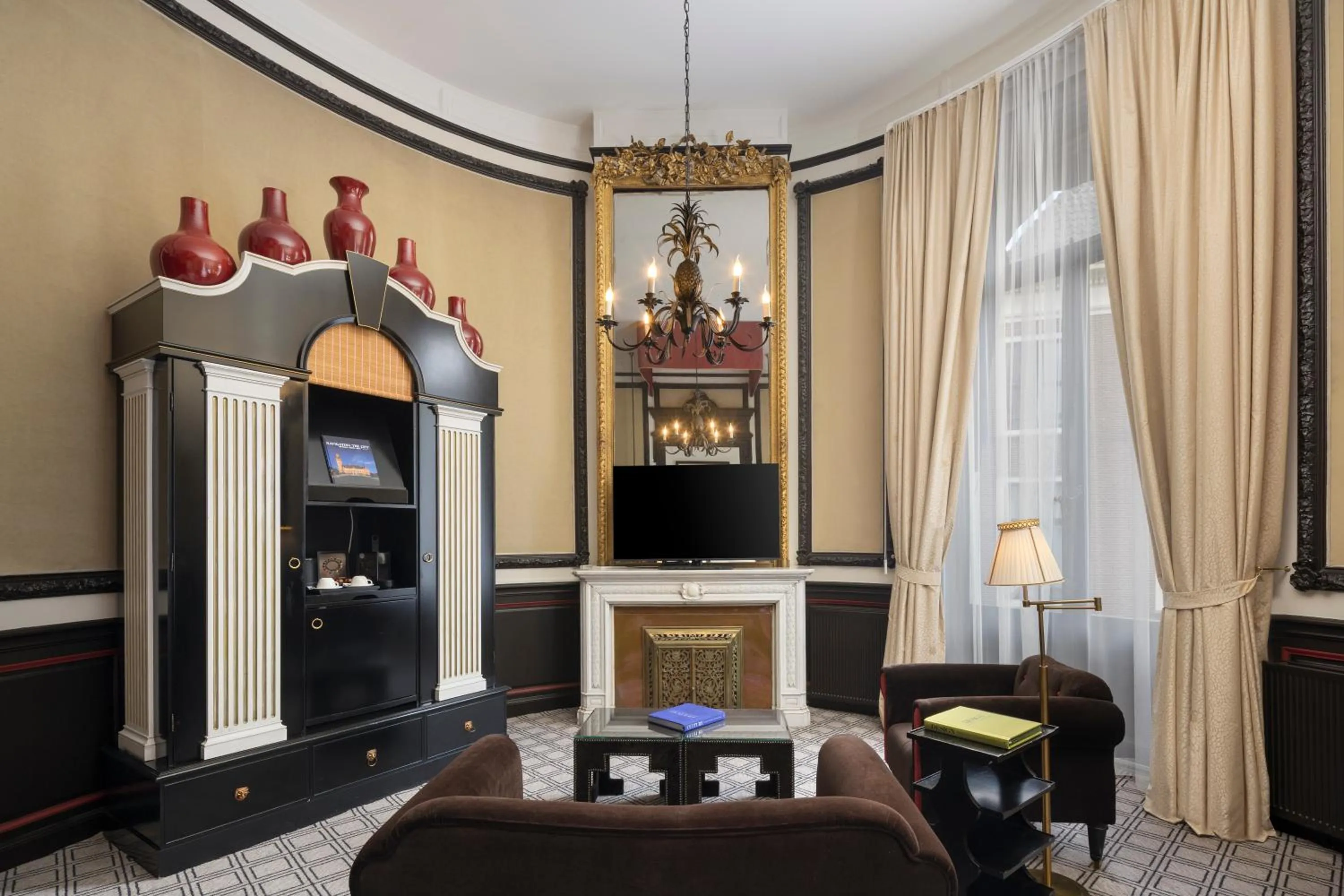 TV and multimedia in Hotel Des Indes The Hague