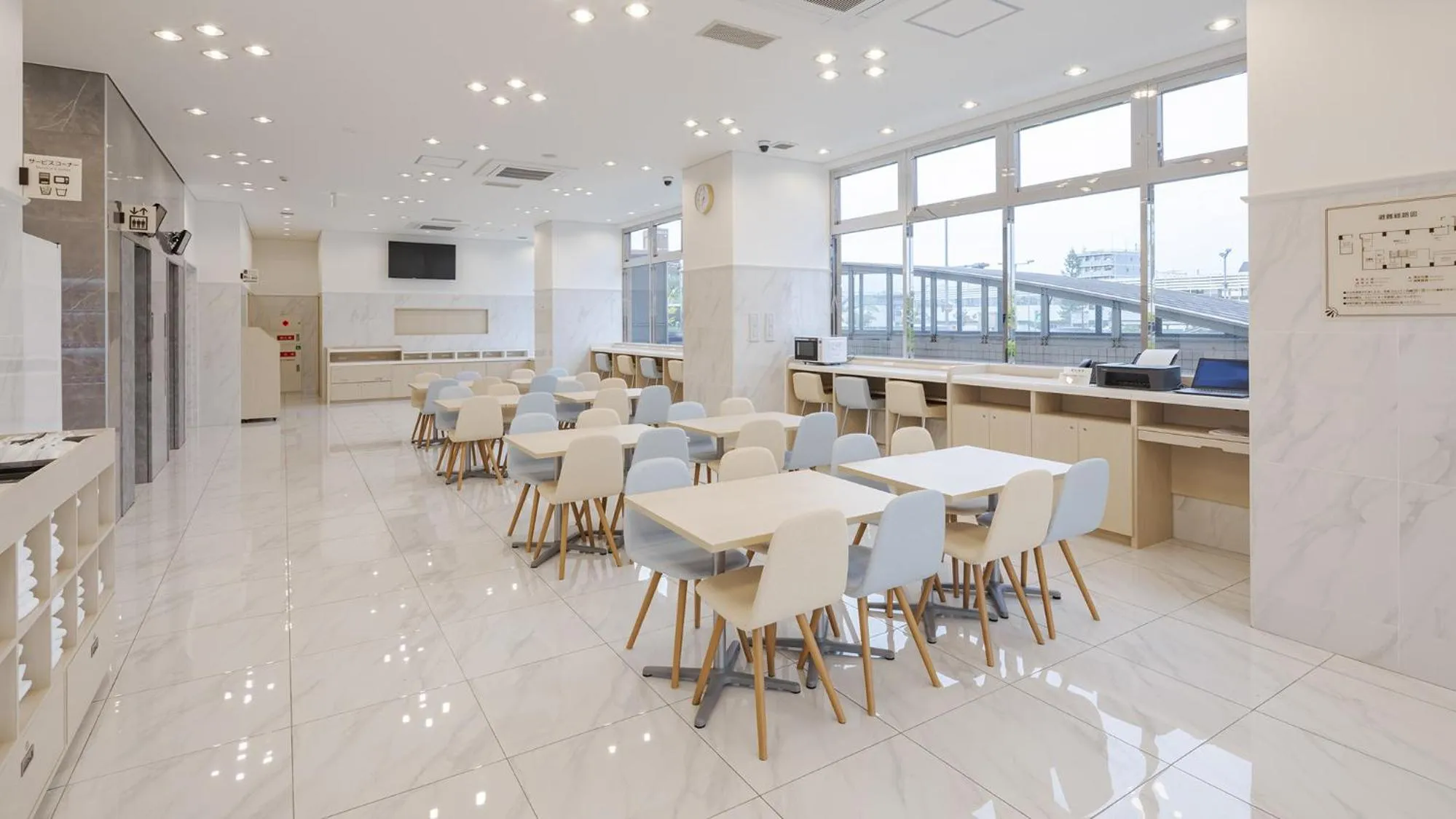 Restaurant/places to eat in Toyoko Inn Tenri Ekimae