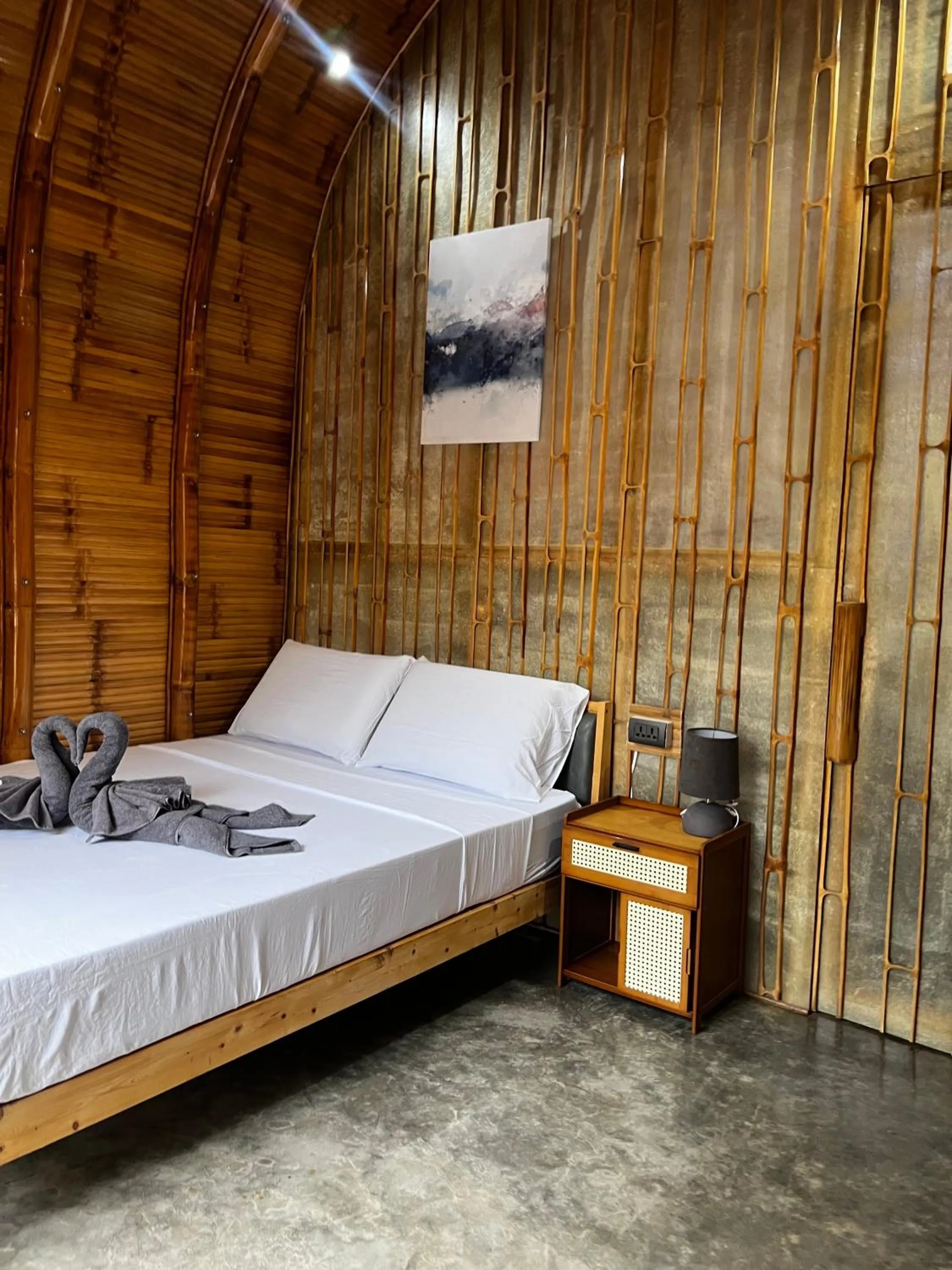 Bed in The Backyard Inn