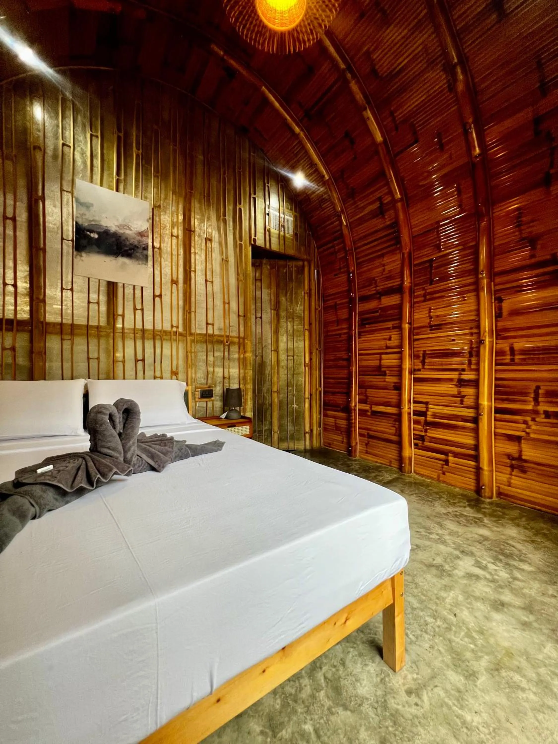 Bed in The Backyard Inn