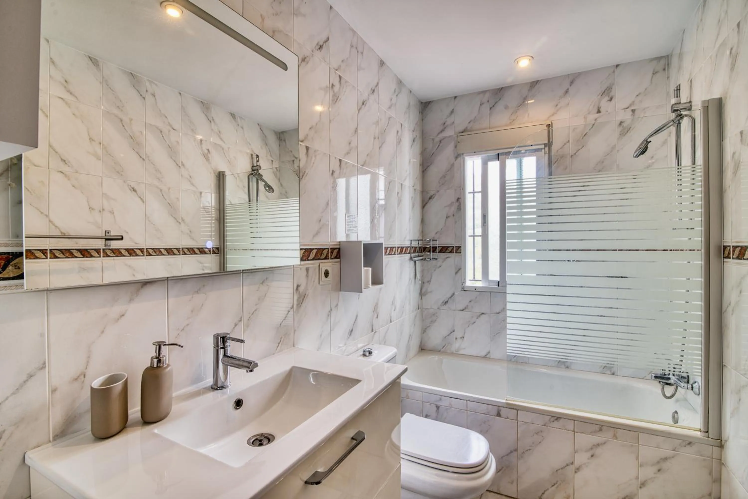 Bathroom in Villa Morera Bed & Breakfast