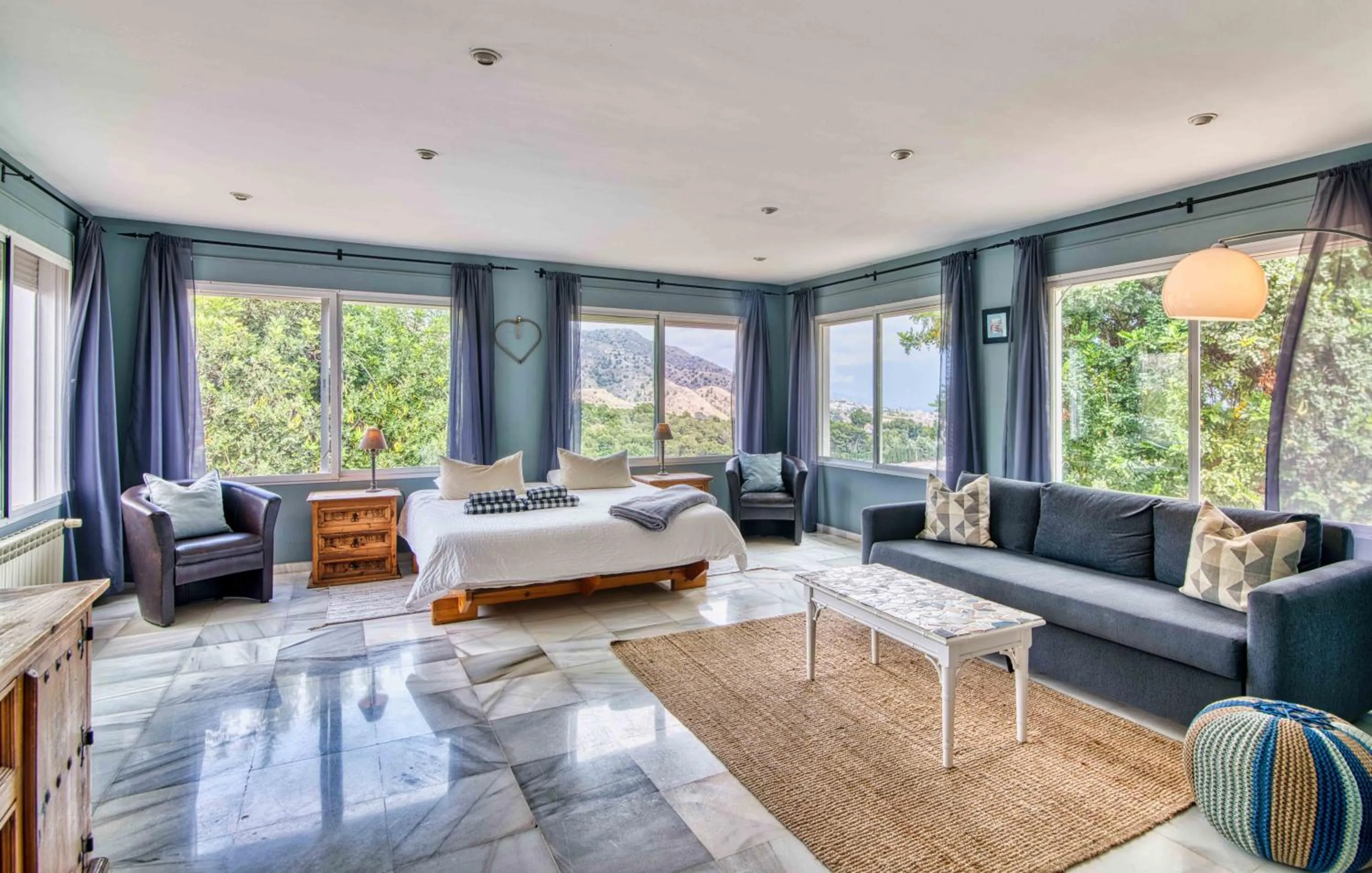 Bed in Villa Morera Bed & Breakfast