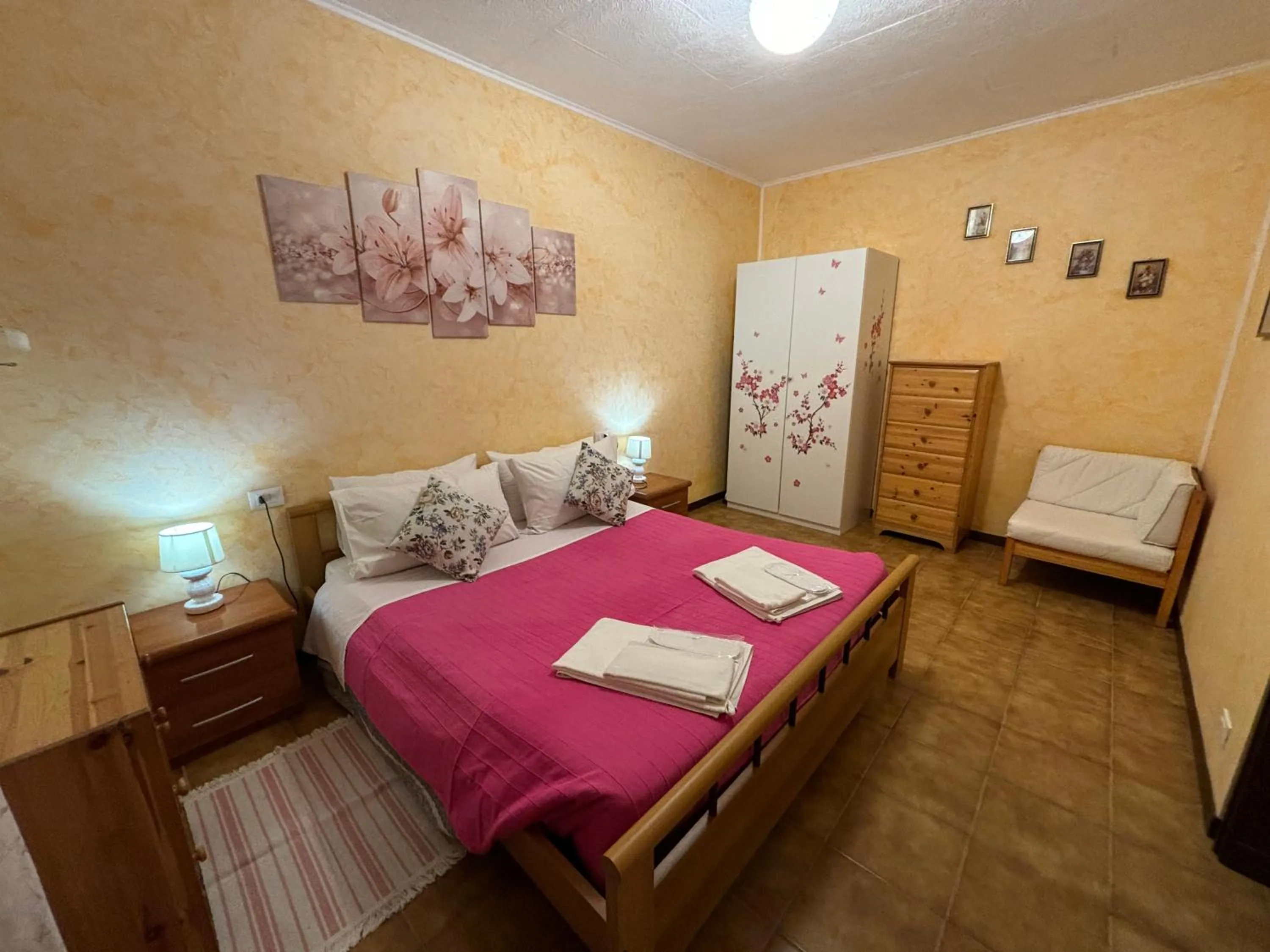 Bed in Hotel Diffuso Il Portichetto sulla collina a Vezio Perledo