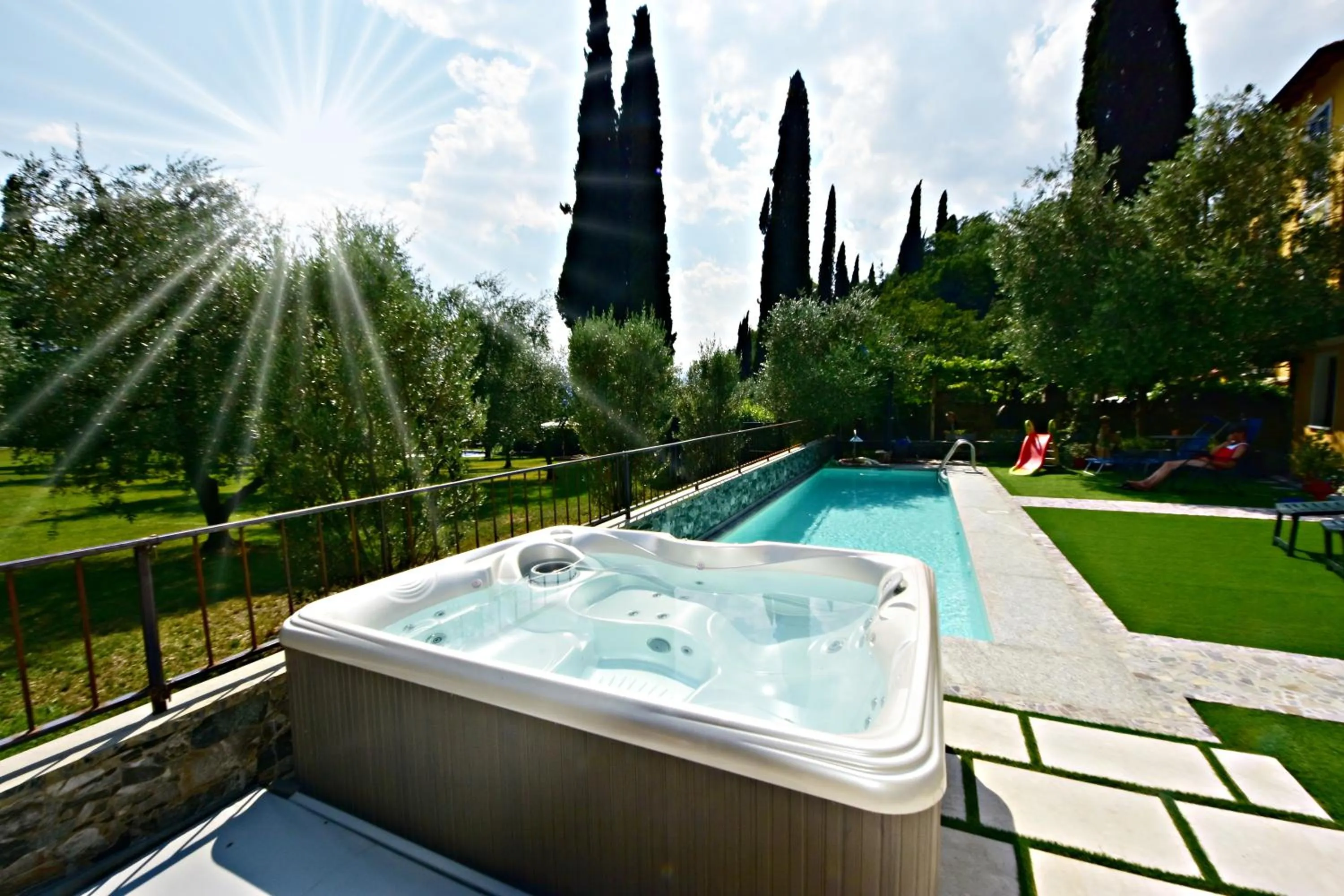 Activities in Hotel Diffuso Il Portichetto sulla collina a Vezio Perledo