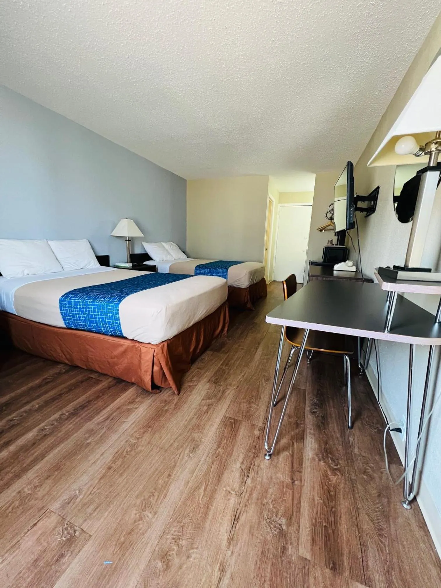 Photo of the whole room, Bed in Travelodge by Wyndham Carlisle North