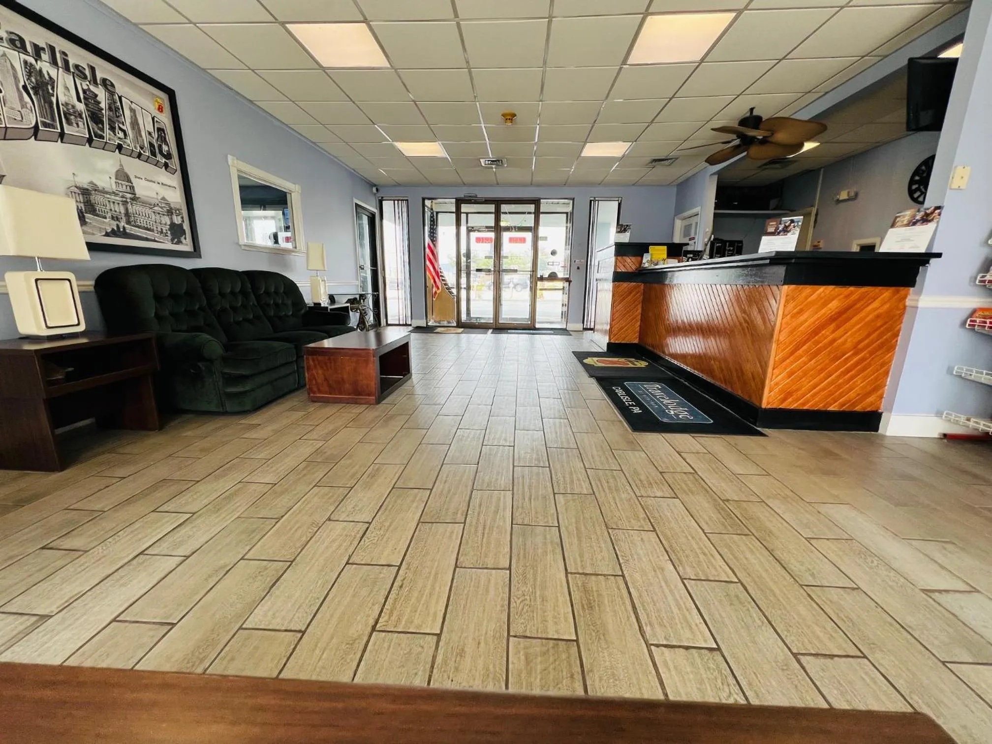 Lobby or reception in Travelodge by Wyndham Carlisle North