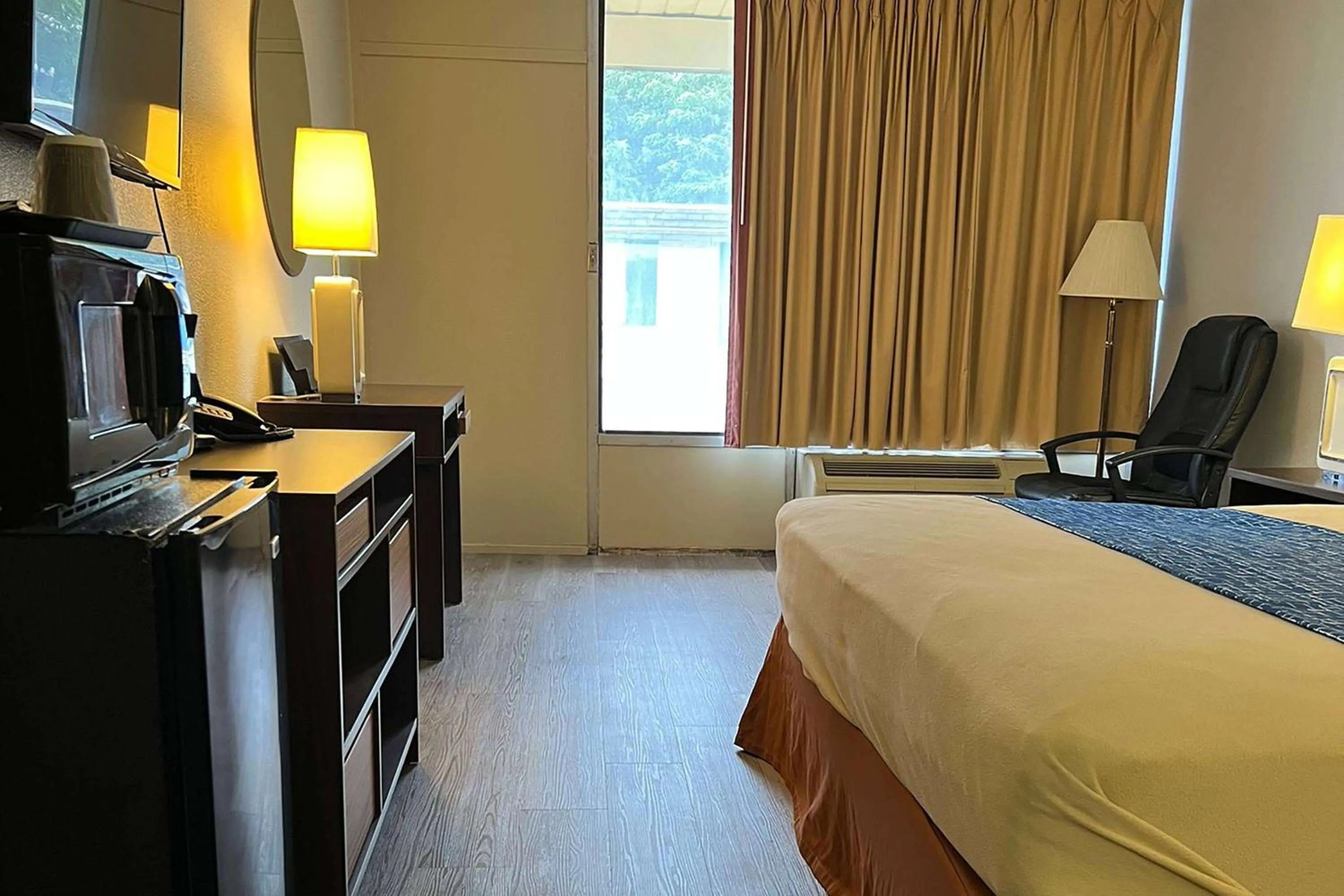 Bed in Travelodge by Wyndham Carlisle North