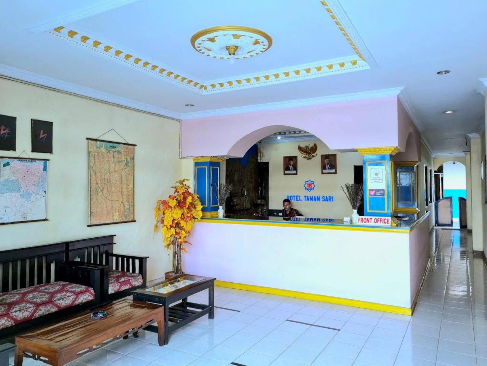 Lobby or reception in Hotel Taman Sari