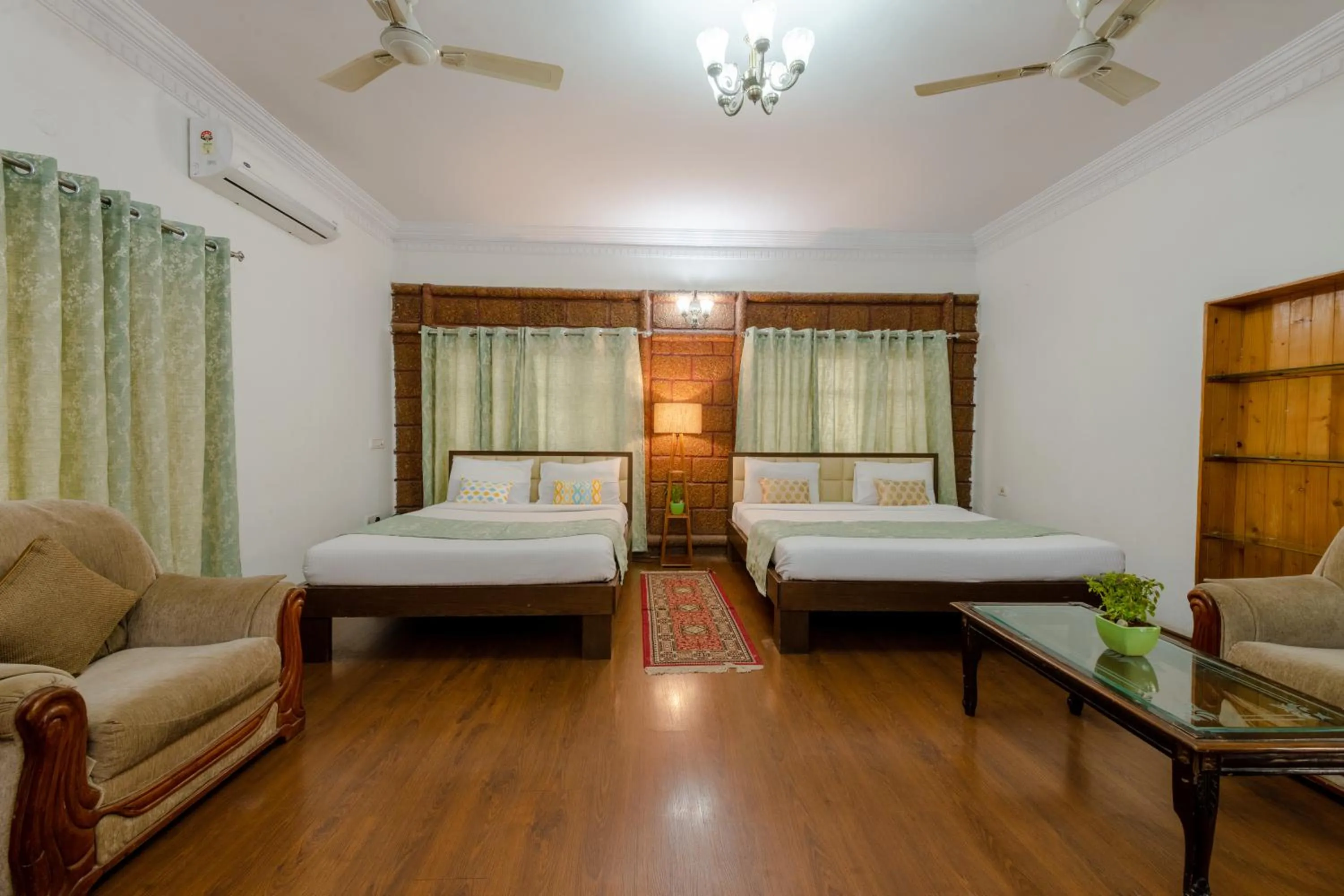 Bed in Redstone Villa by Revkeys