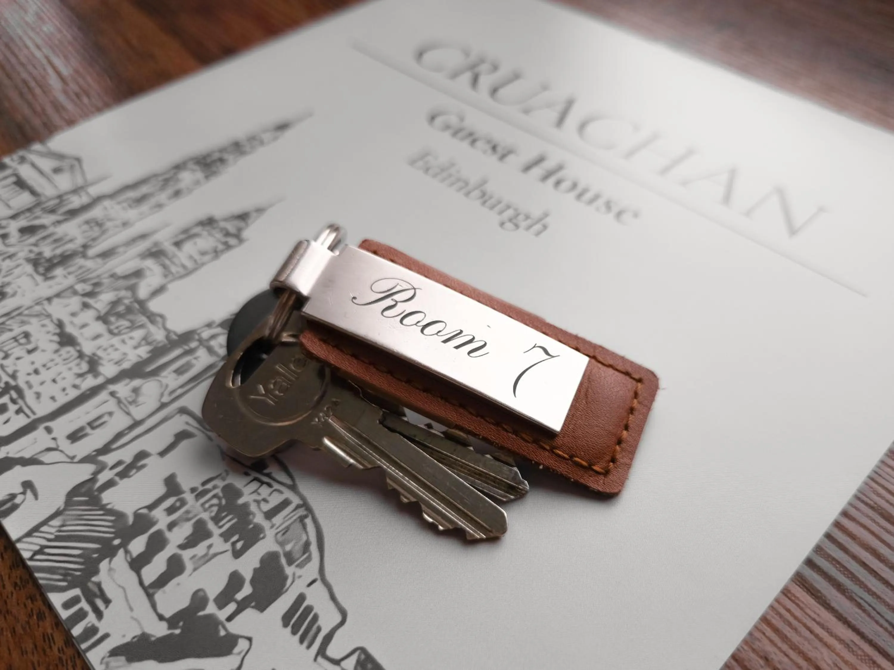 Logo/Certificate/Sign in Cruachan Guest House