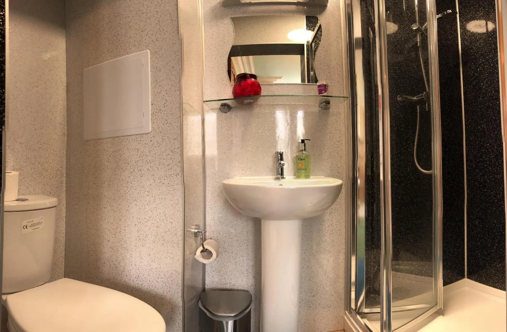 Bathroom in Cruachan Guest House