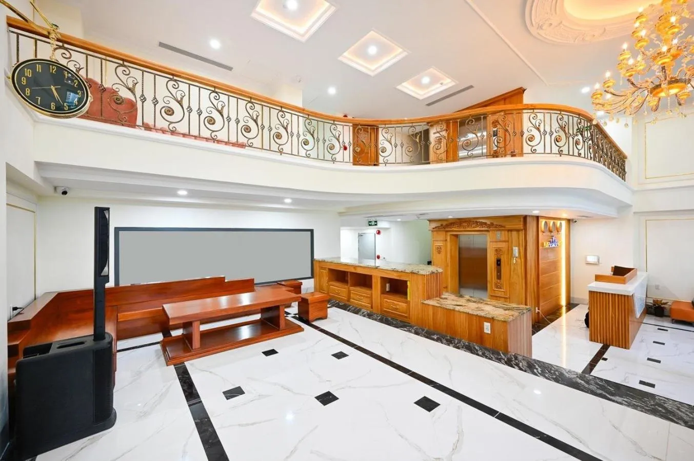 Lobby or reception, Bed in PLUS VUNG TAU HOTEL