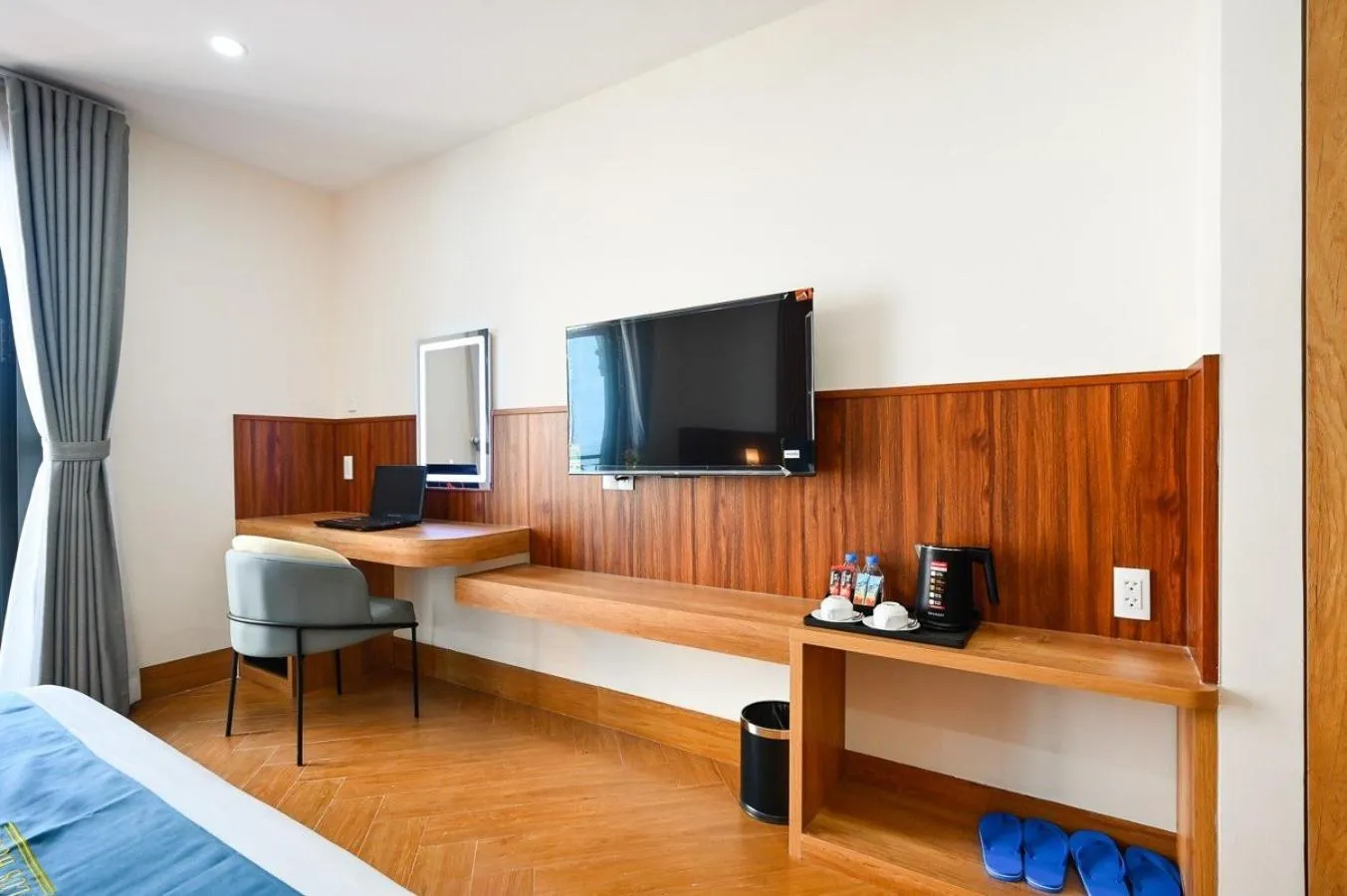 TV and multimedia, Bed in PLUS VUNG TAU HOTEL