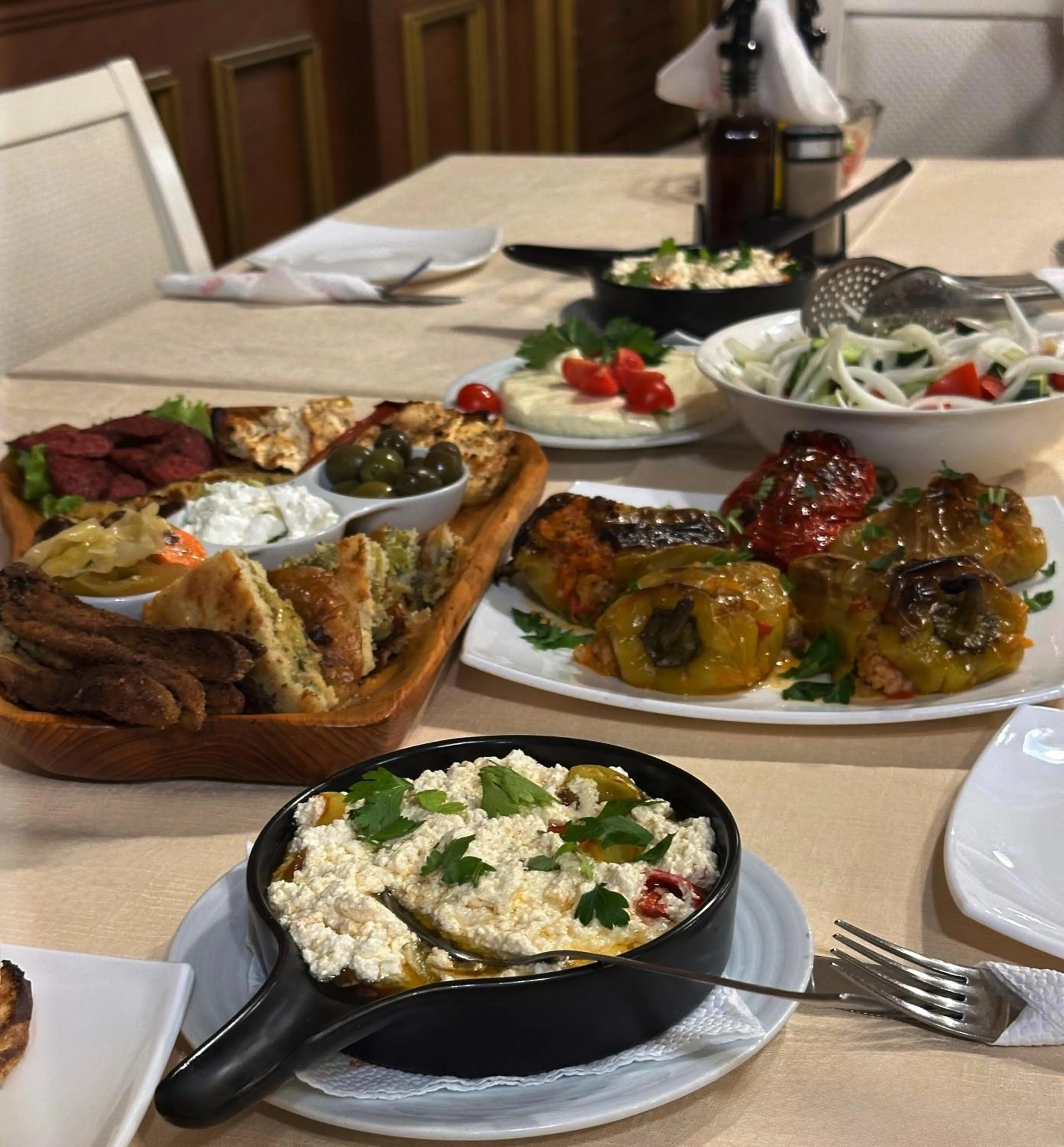 Food in Hotel Gjallica