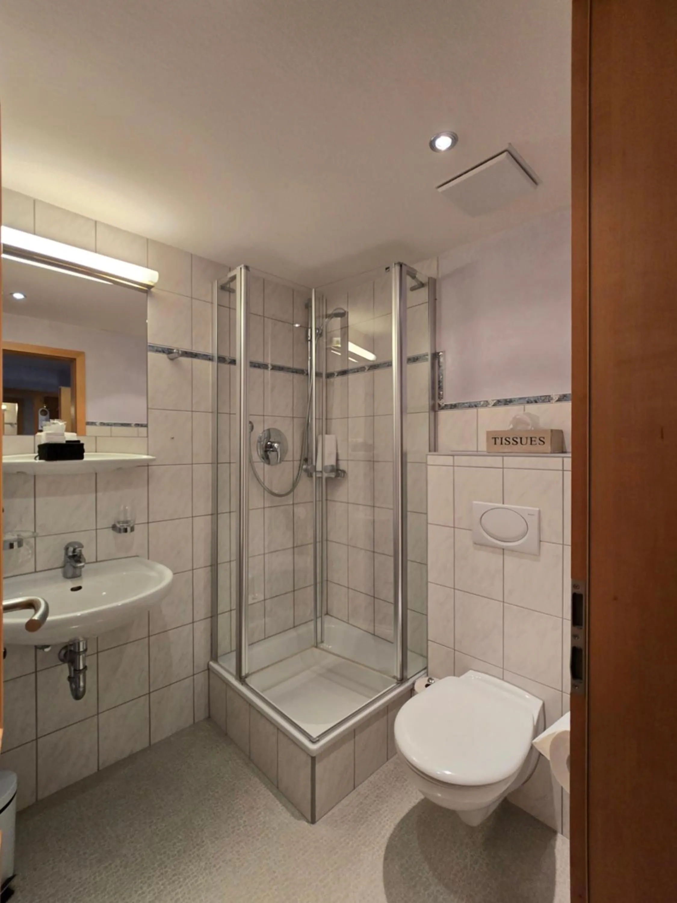 Shower in Hotel Post Jungingen