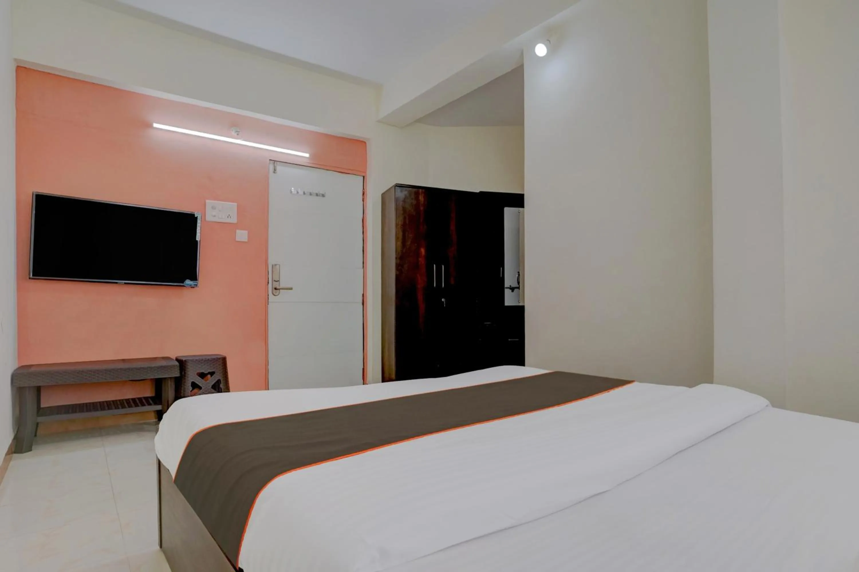 Bedroom, Bed in Collection O Krupa Lodge