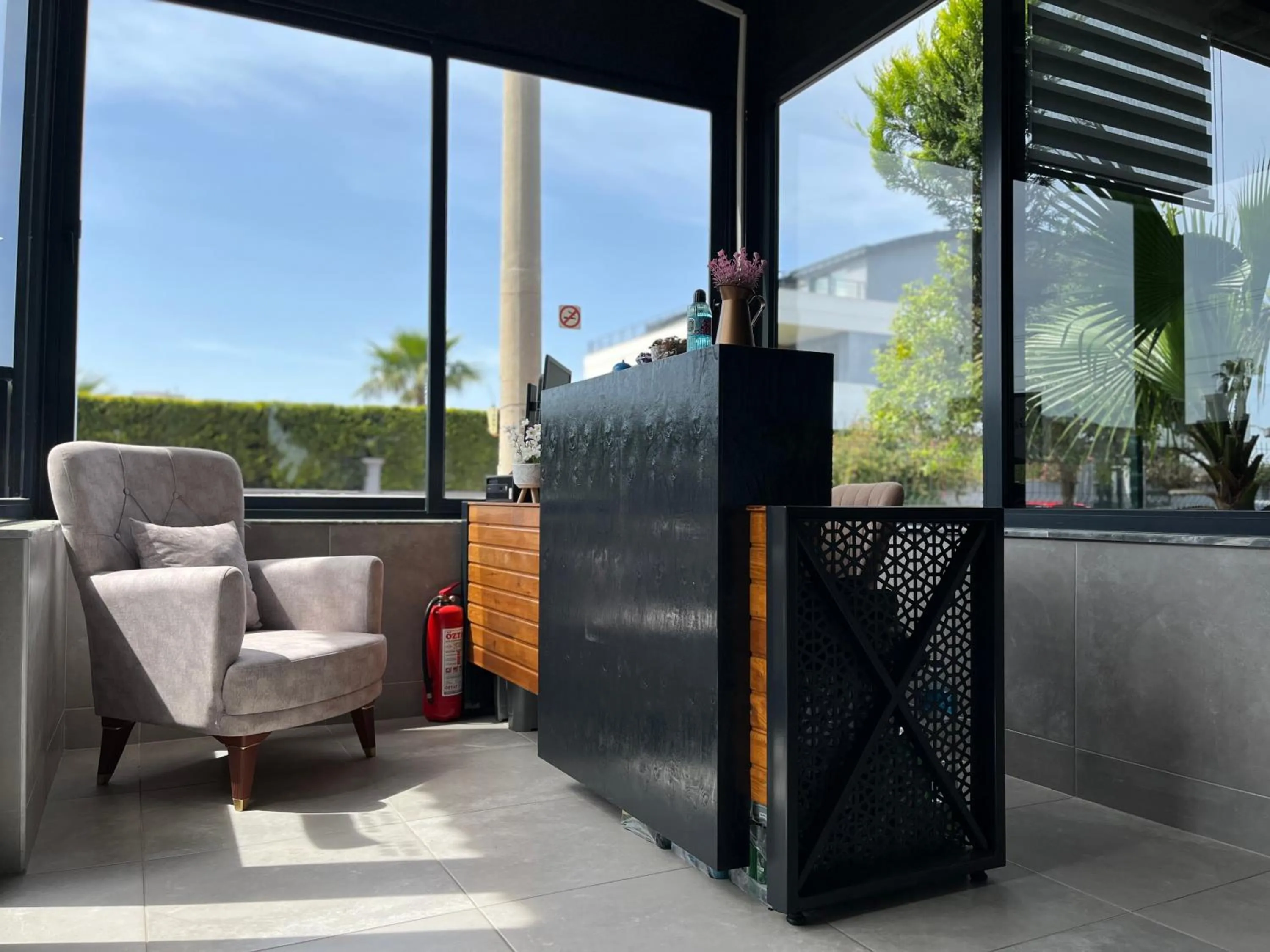 Lobby or reception in Gardenya Lara Suit Hotel