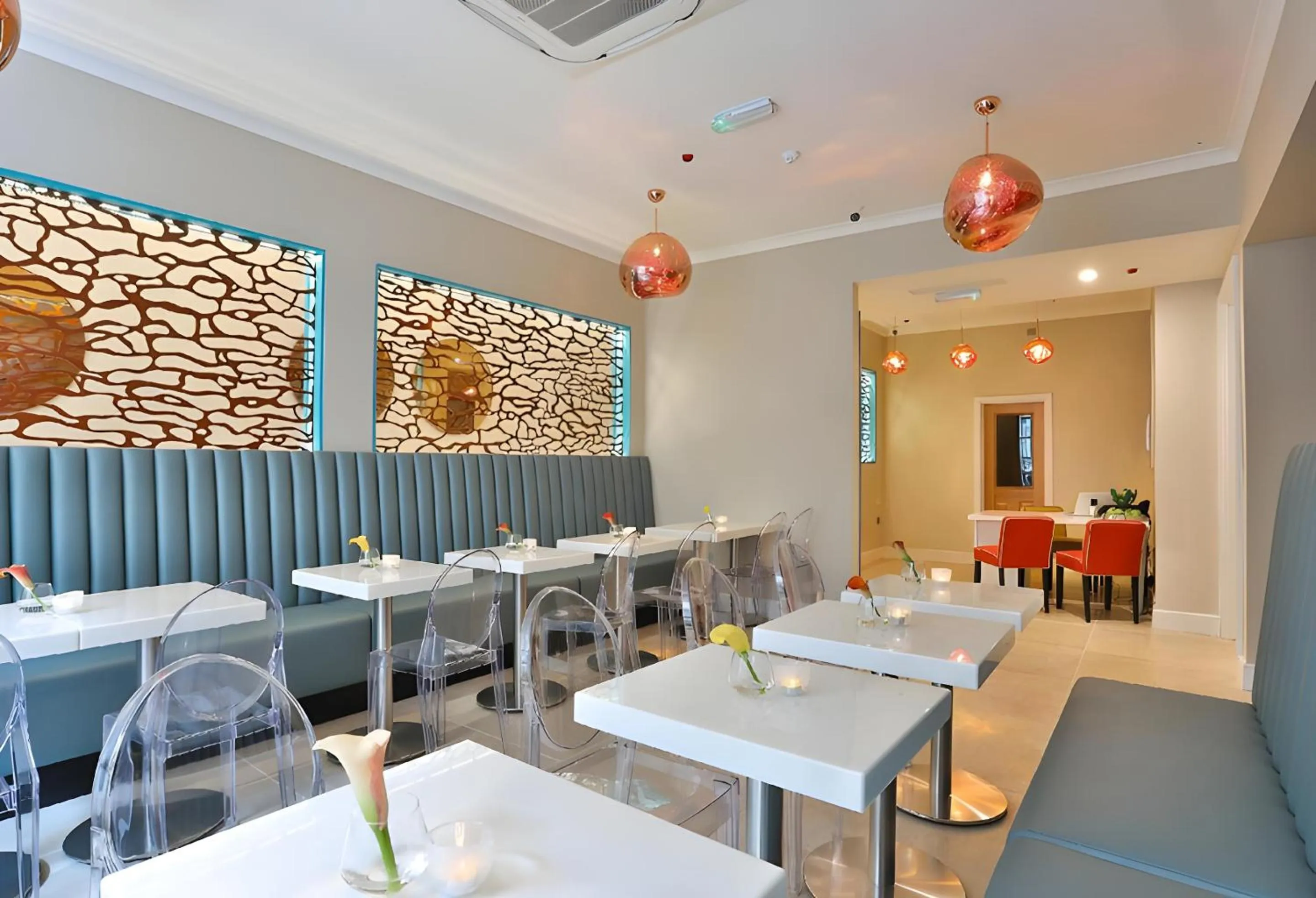 Dining area in The Chapter Hotels - London Hyde Park