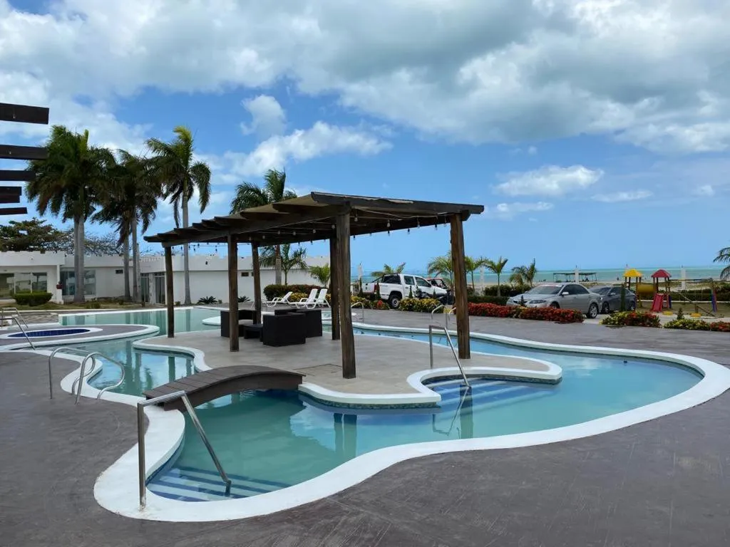Swimming pool in Hotel Castillo del Mar