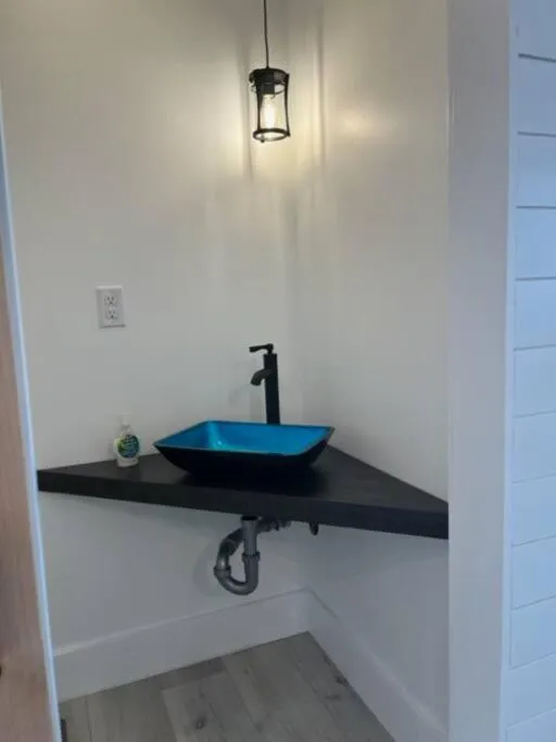 Amazing New House - Waterfront Getaway + Boat Dock