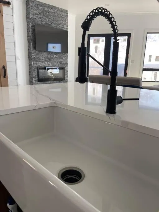 Amazing New House - Waterfront Getaway + Boat Dock