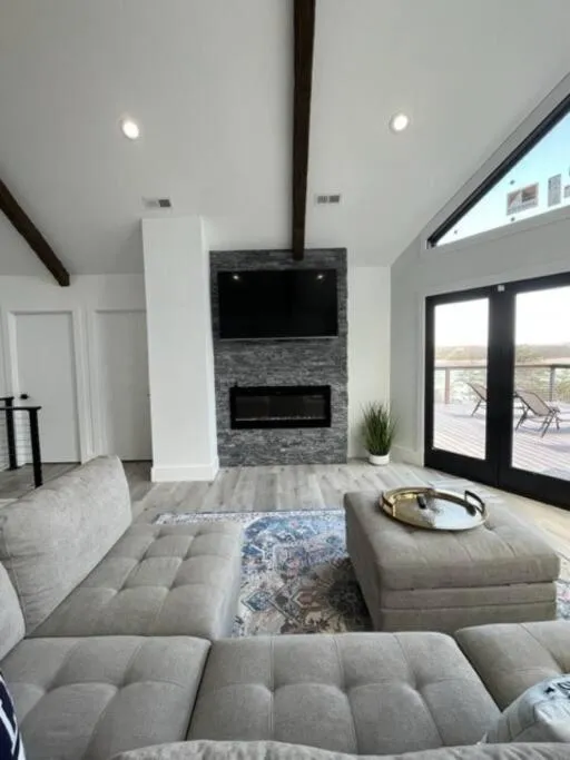 Amazing New House - Waterfront Getaway + Boat Dock