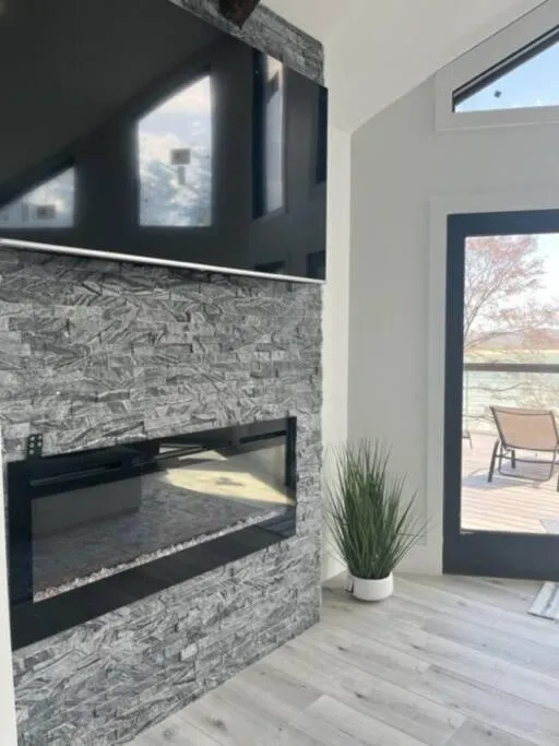 Amazing New House - Waterfront Getaway + Boat Dock