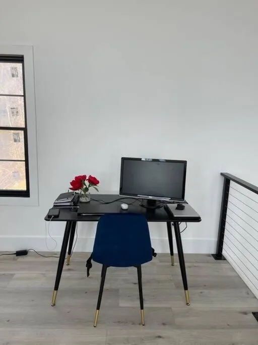 Amazing New House - Waterfront Getaway + Boat Dock