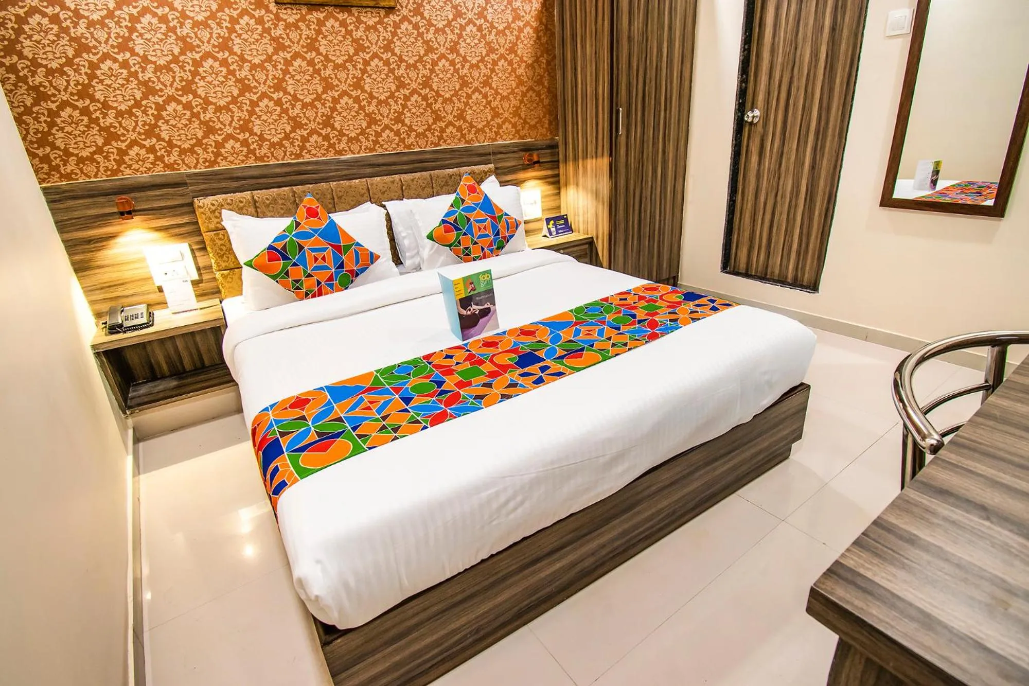 Bed in FabHotel Orange Suites - Nr Mumbai International Airport