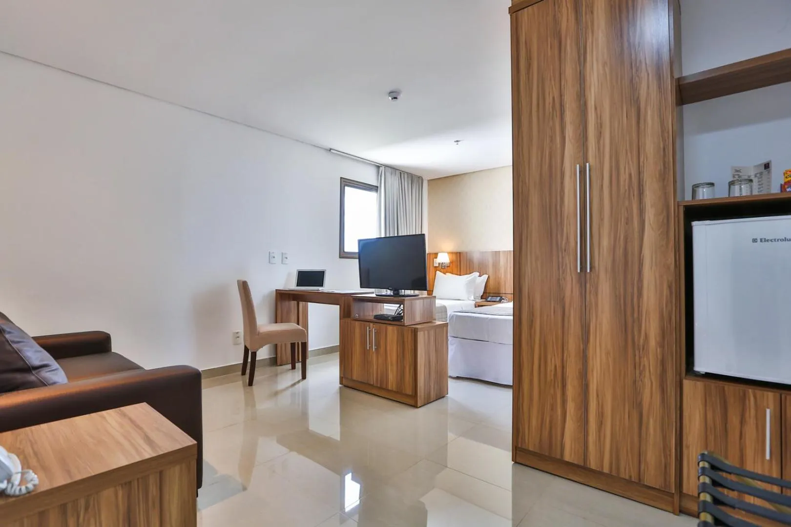 MG Flats & Residence