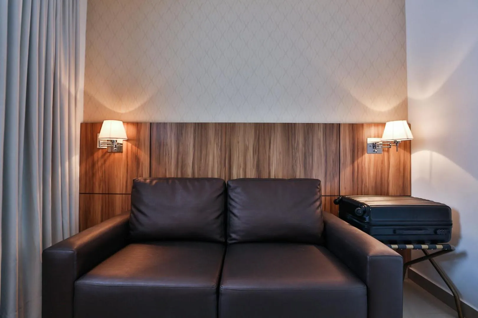 MG Flats & Residence