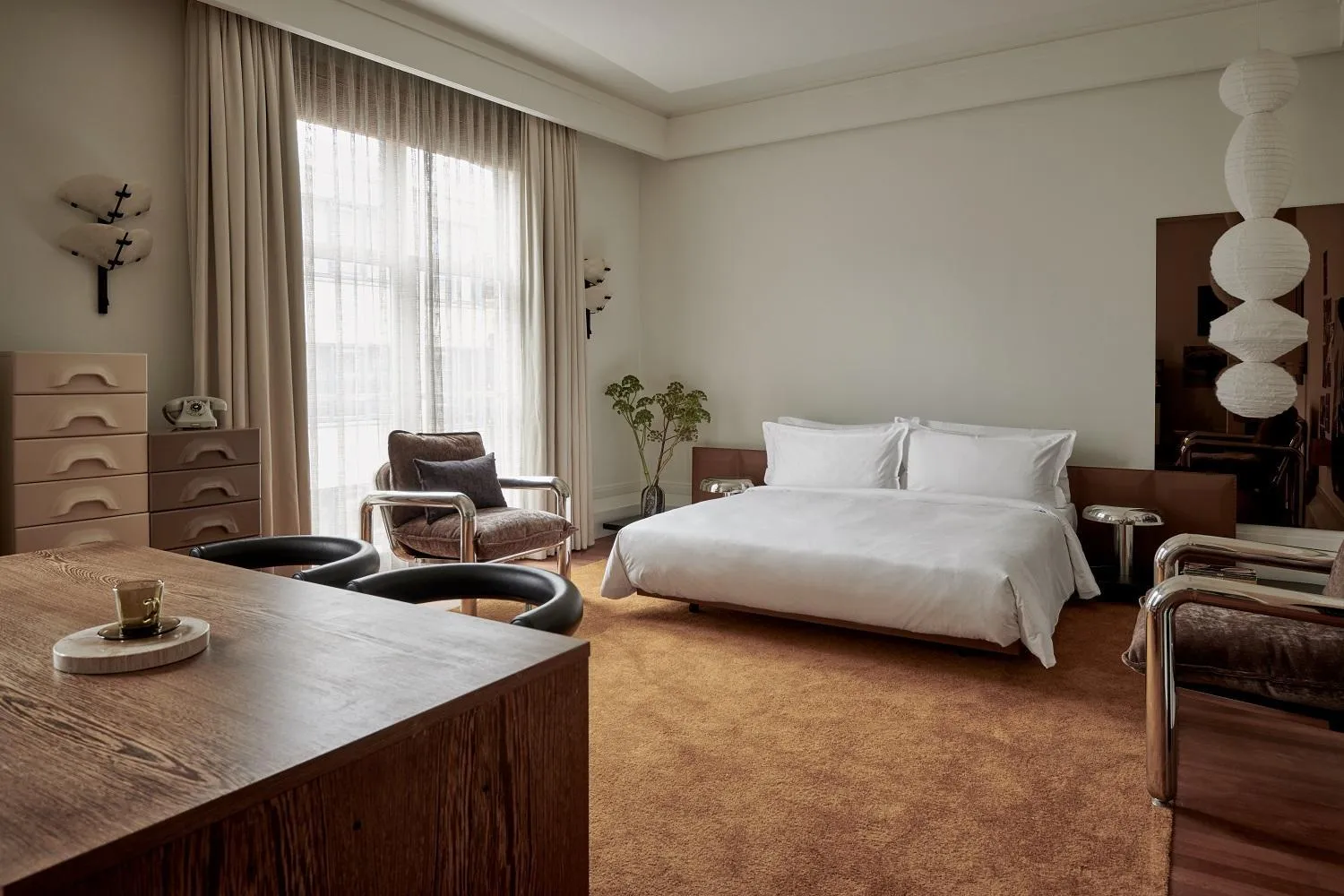 Bed in De L’Europe Amsterdam – The Leading Hotels of the World