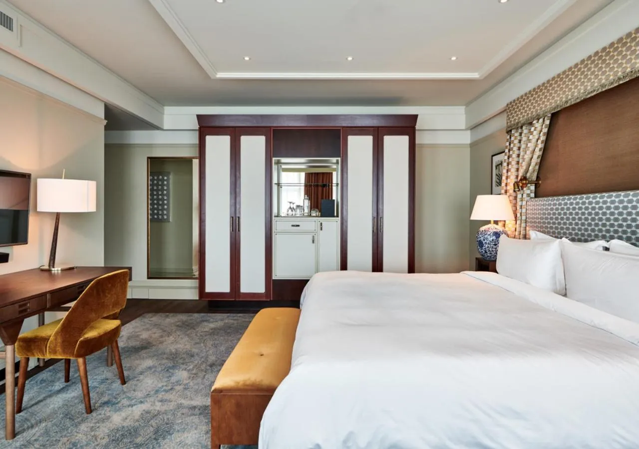 Bed in De L’Europe Amsterdam – The Leading Hotels of the World