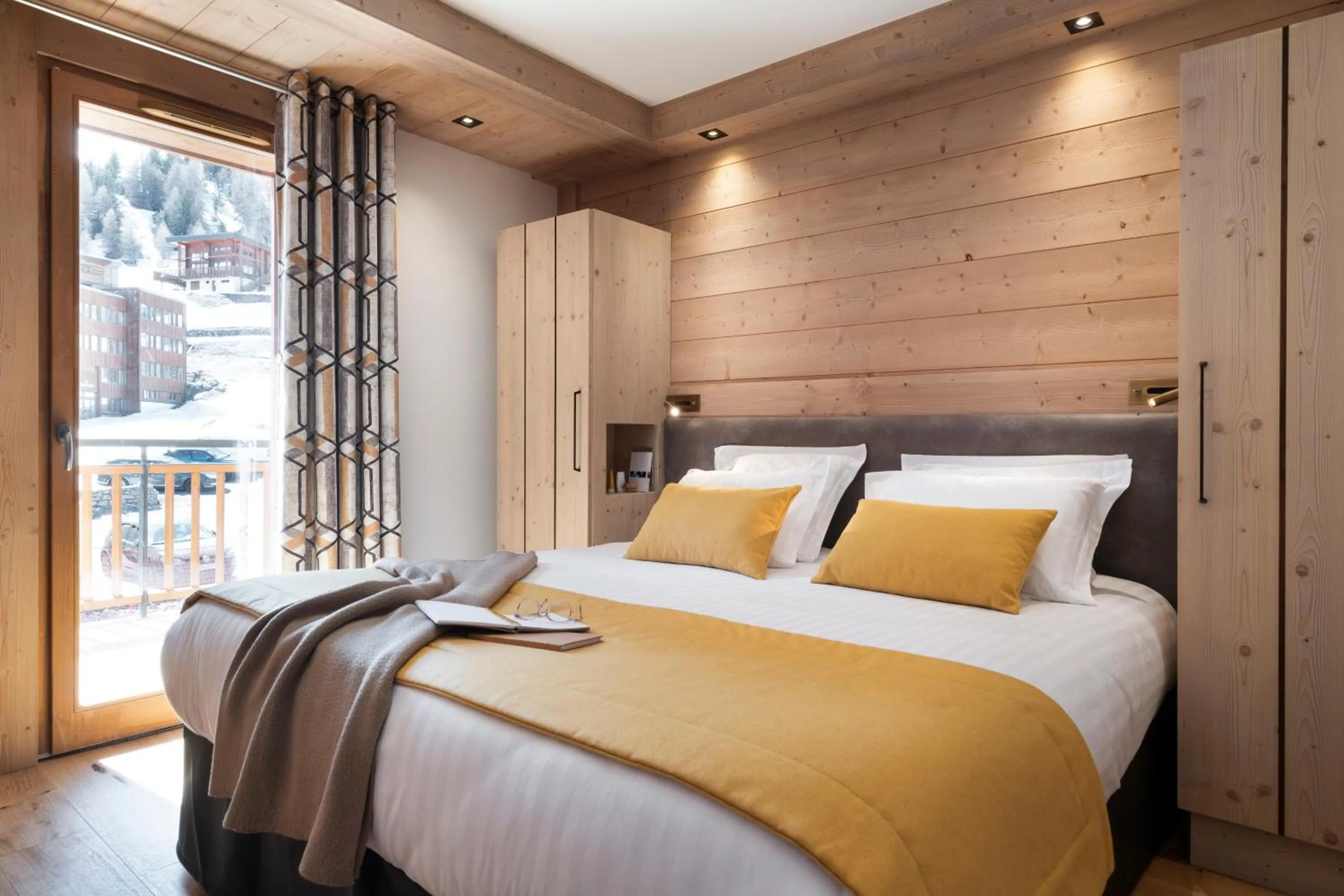 Bed in MGM Hôtels & Résidences - Résidence Manaka