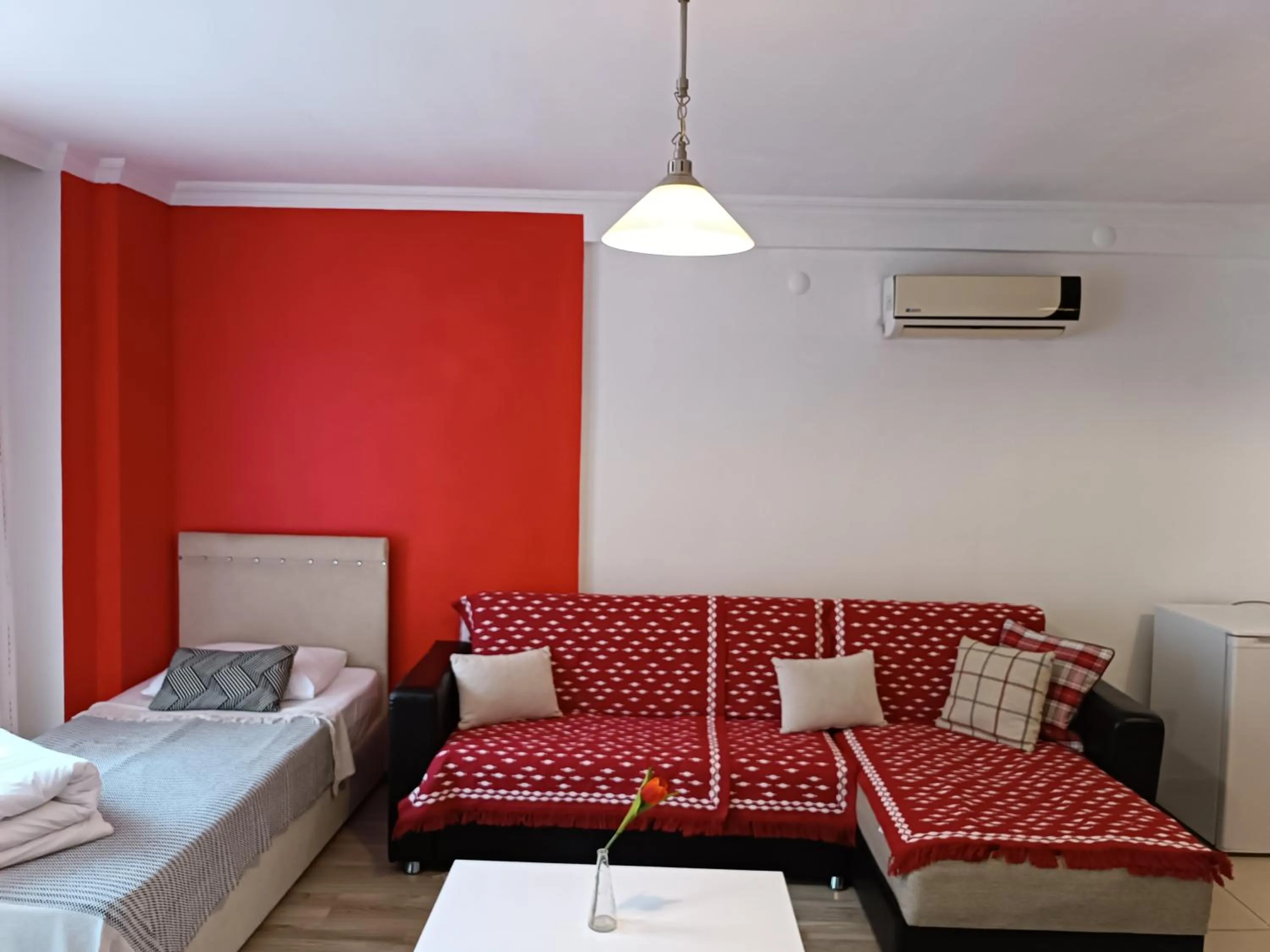 Living room, Bed in The City Residence Hotel