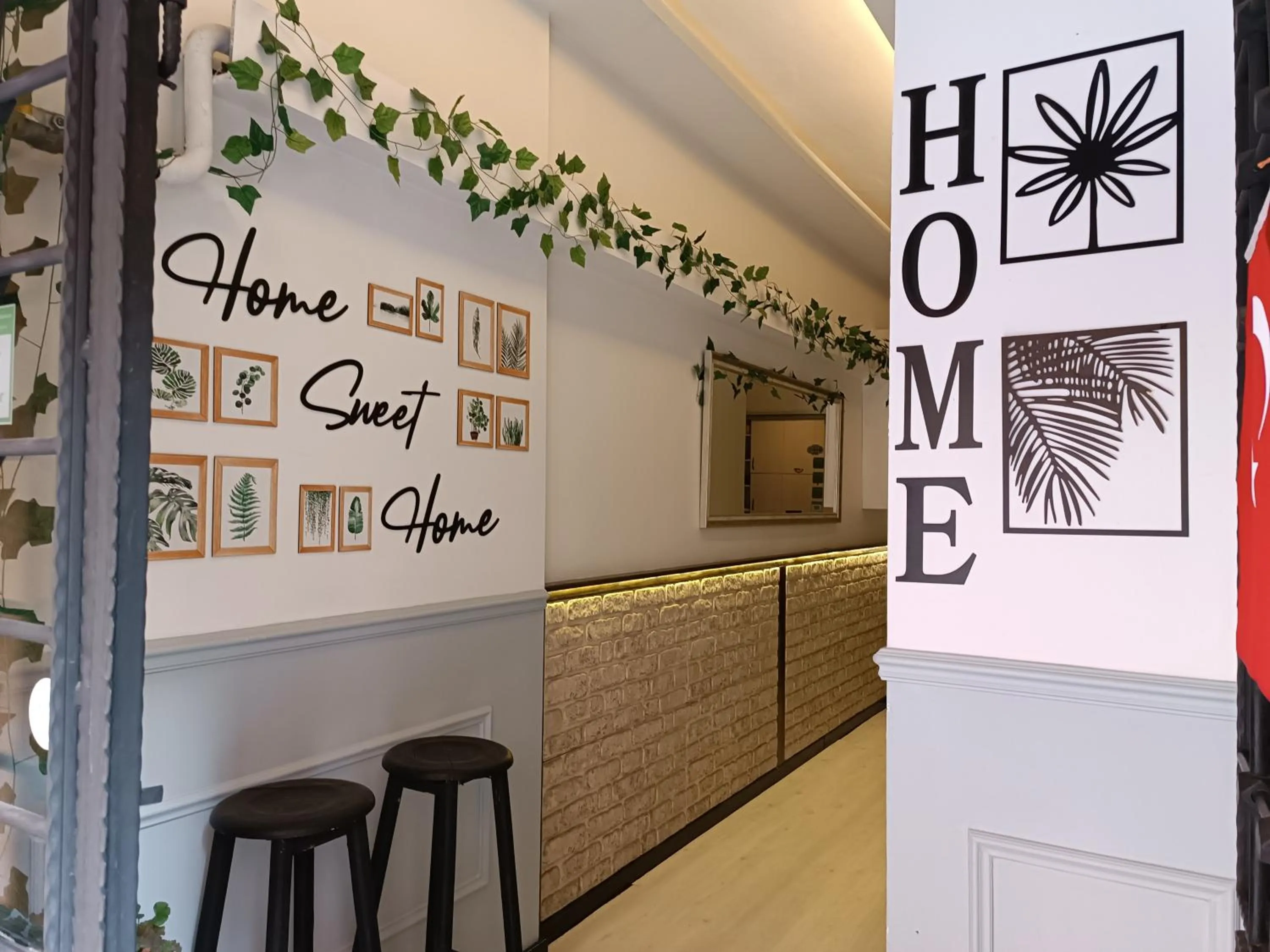 Lobby or reception in The City Residence Hotel