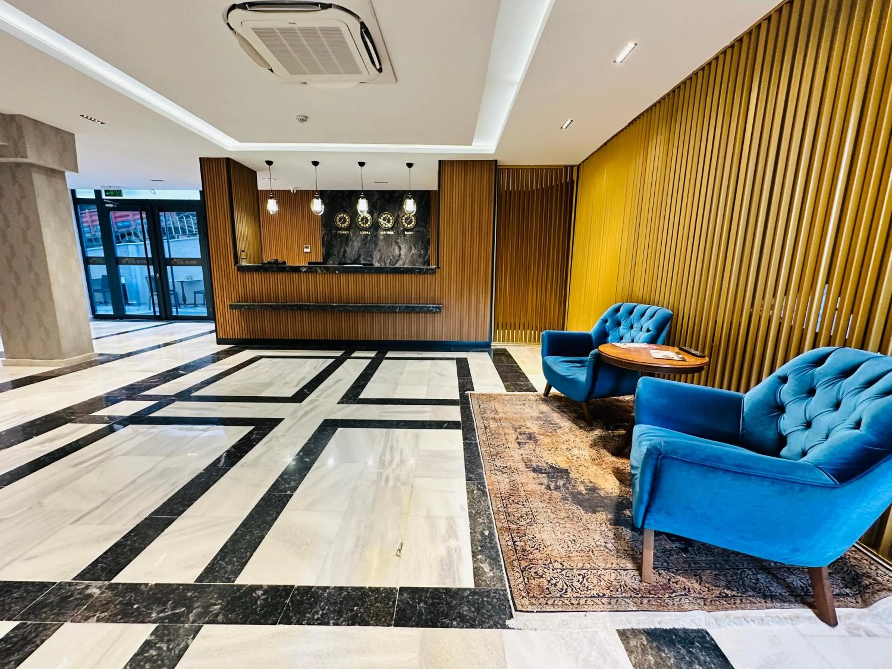 Seating area in Nice Royal Cıty