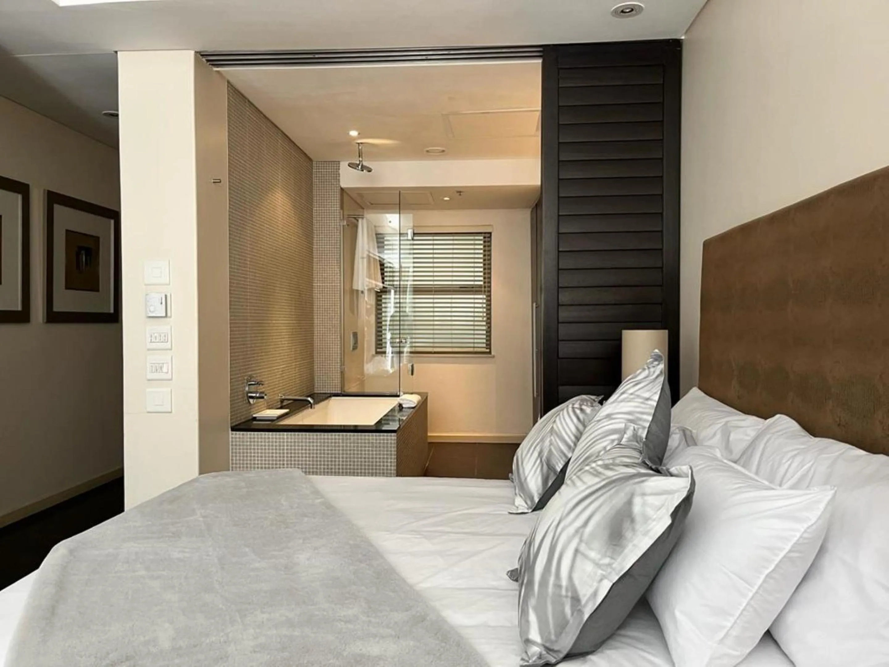 Bedroom, Bed in Mandela Rhodes Place