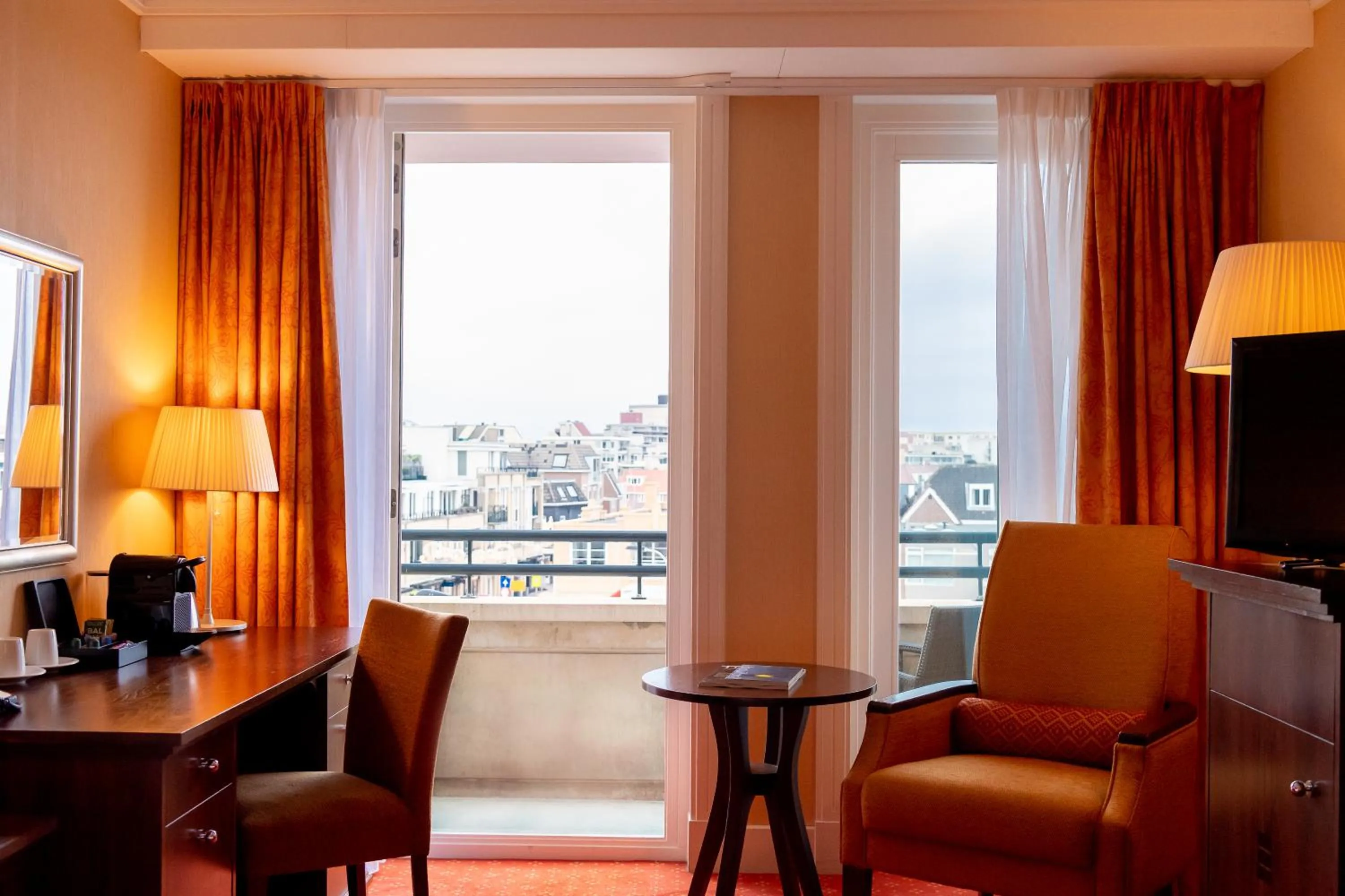 Seating area in Van der Valk Palace Hotel Noordwijk