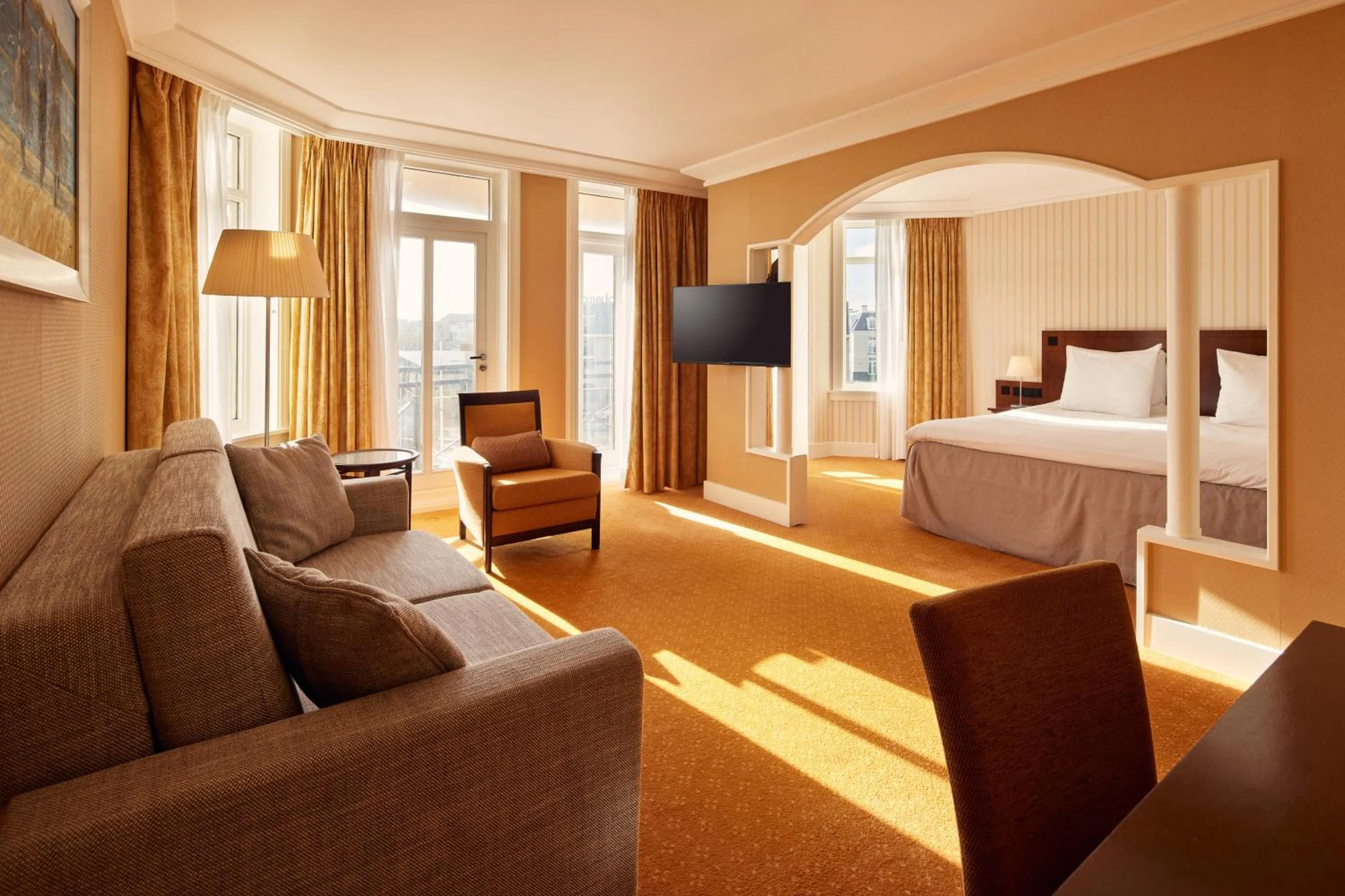 Photo of the whole room, Bed in Van der Valk Palace Hotel Noordwijk