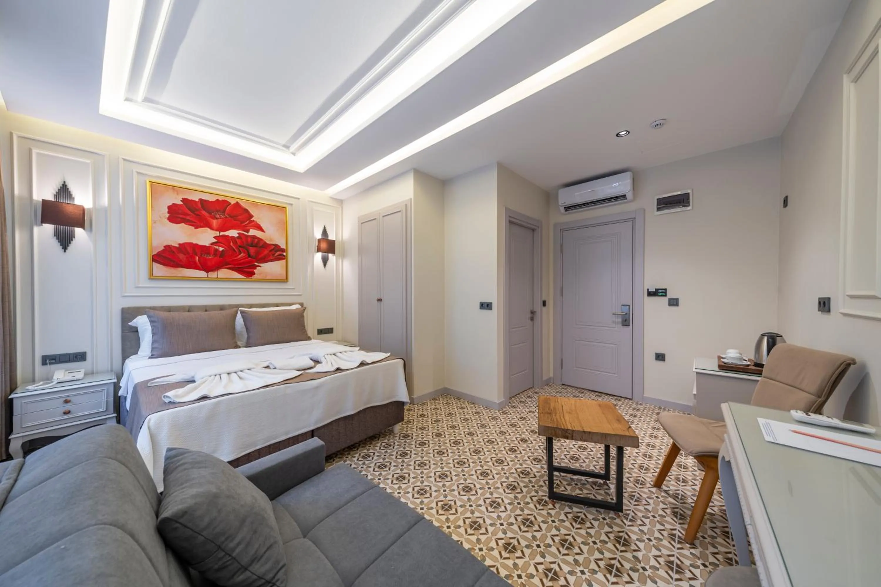 Bed in Pera Luna Premium Hotel