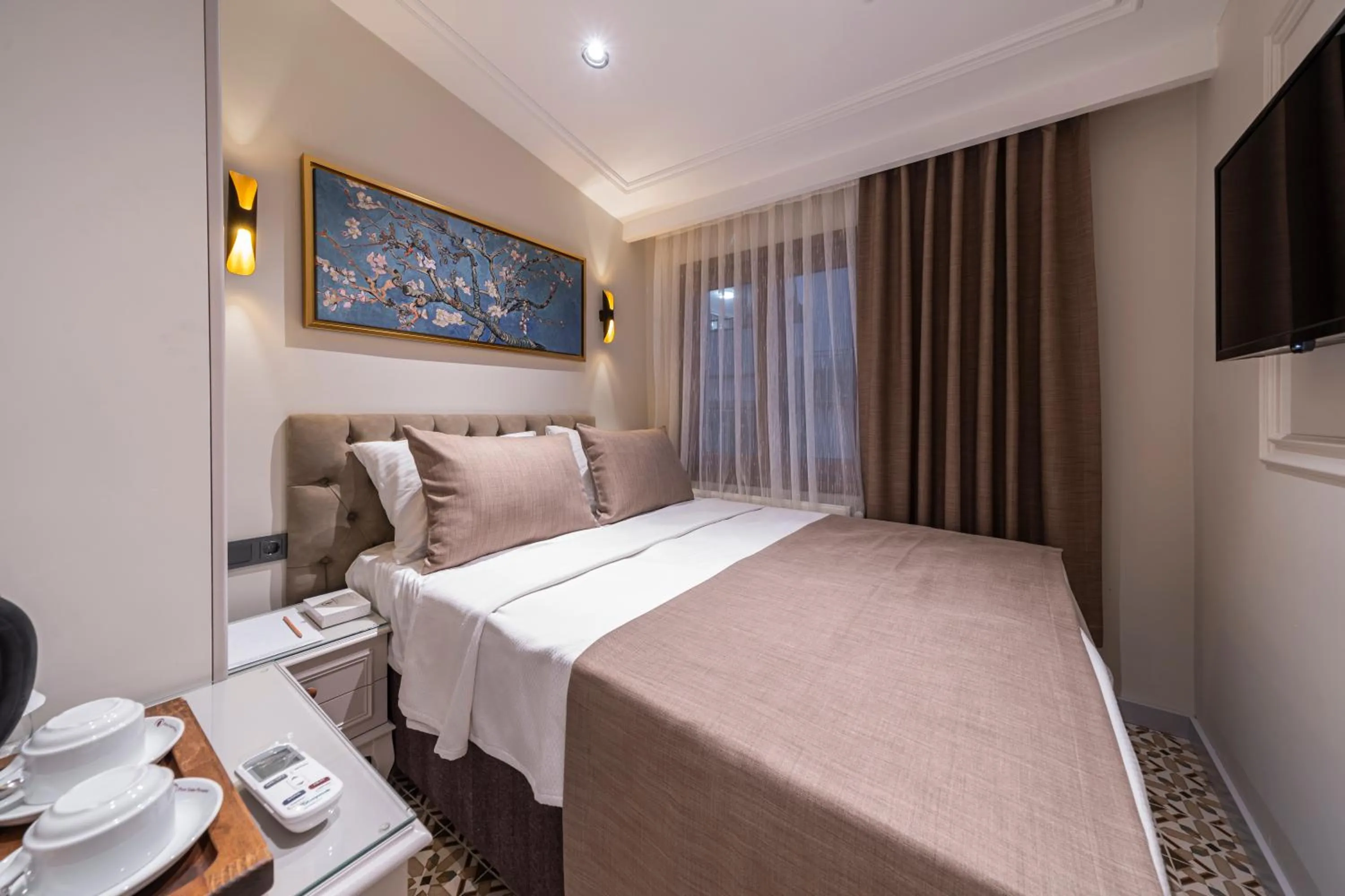 Bed in Pera Luna Premium Hotel