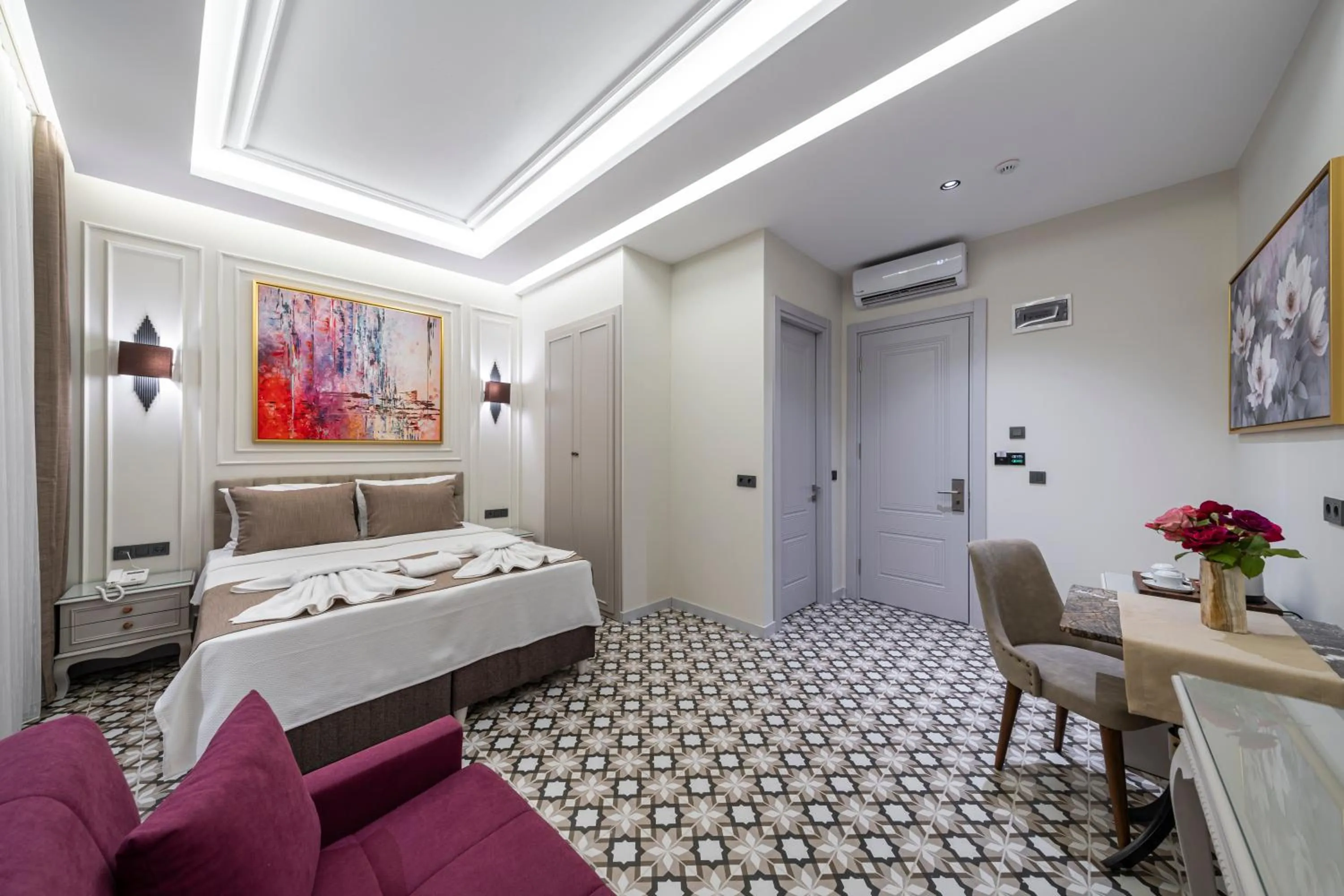 Bed in Pera Luna Premium Hotel