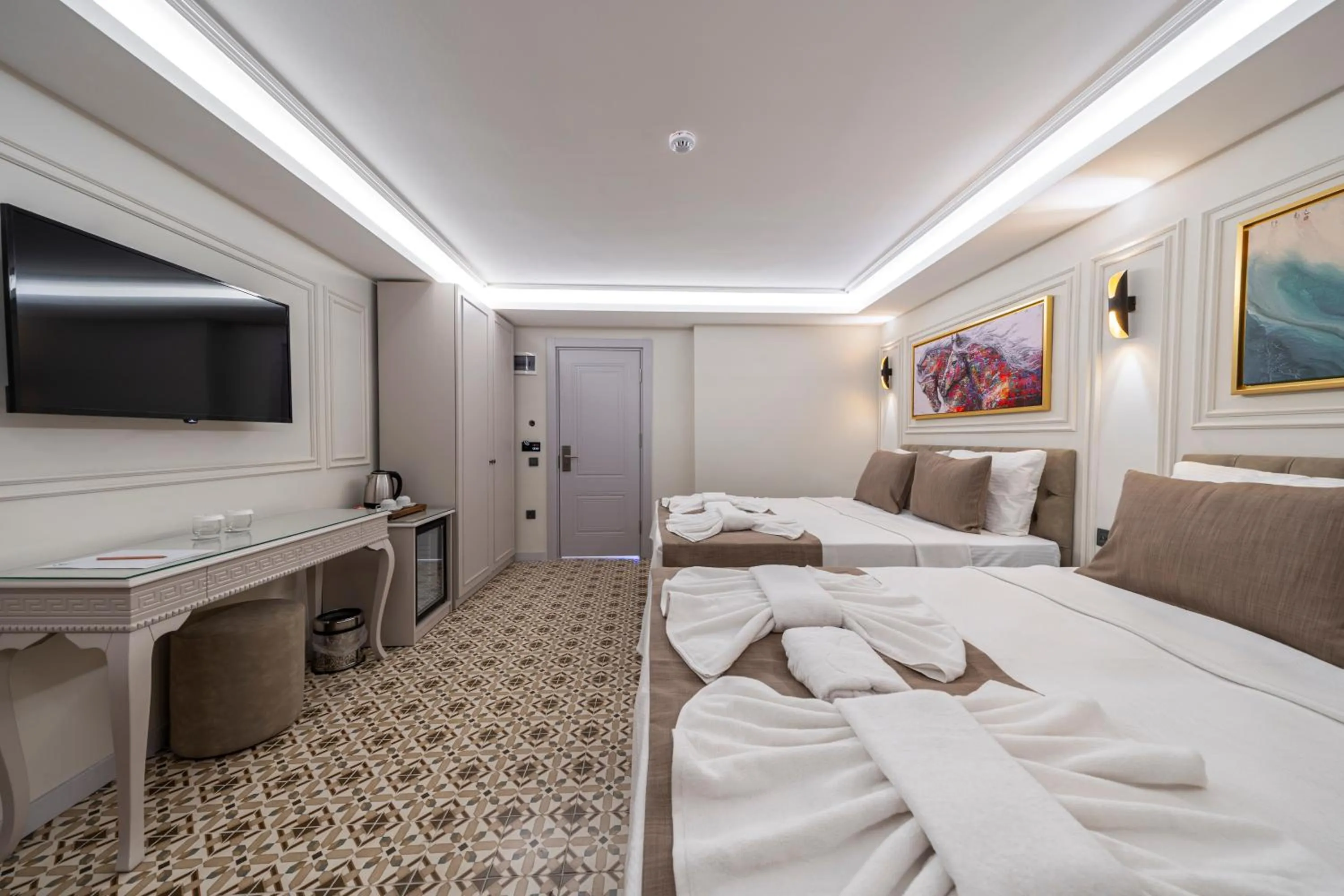 Bed in Pera Luna Premium Hotel